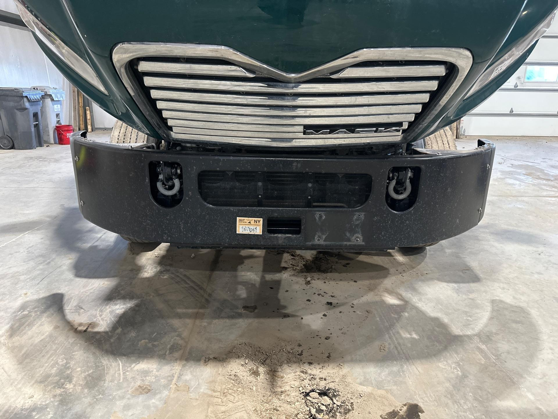 84721761 | Mack CXU613 Bumper for Sale