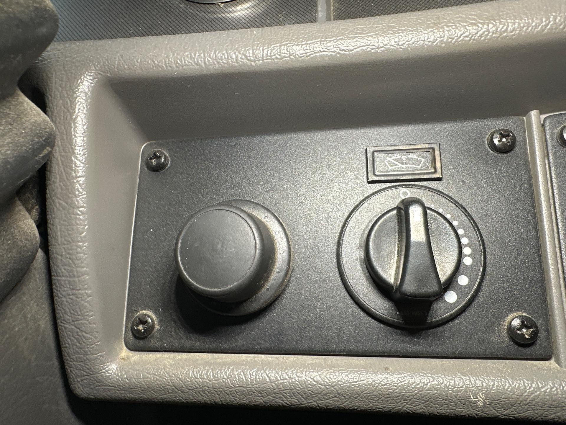 S53-1095 | Kenworth T370 Dash Panel for Sale