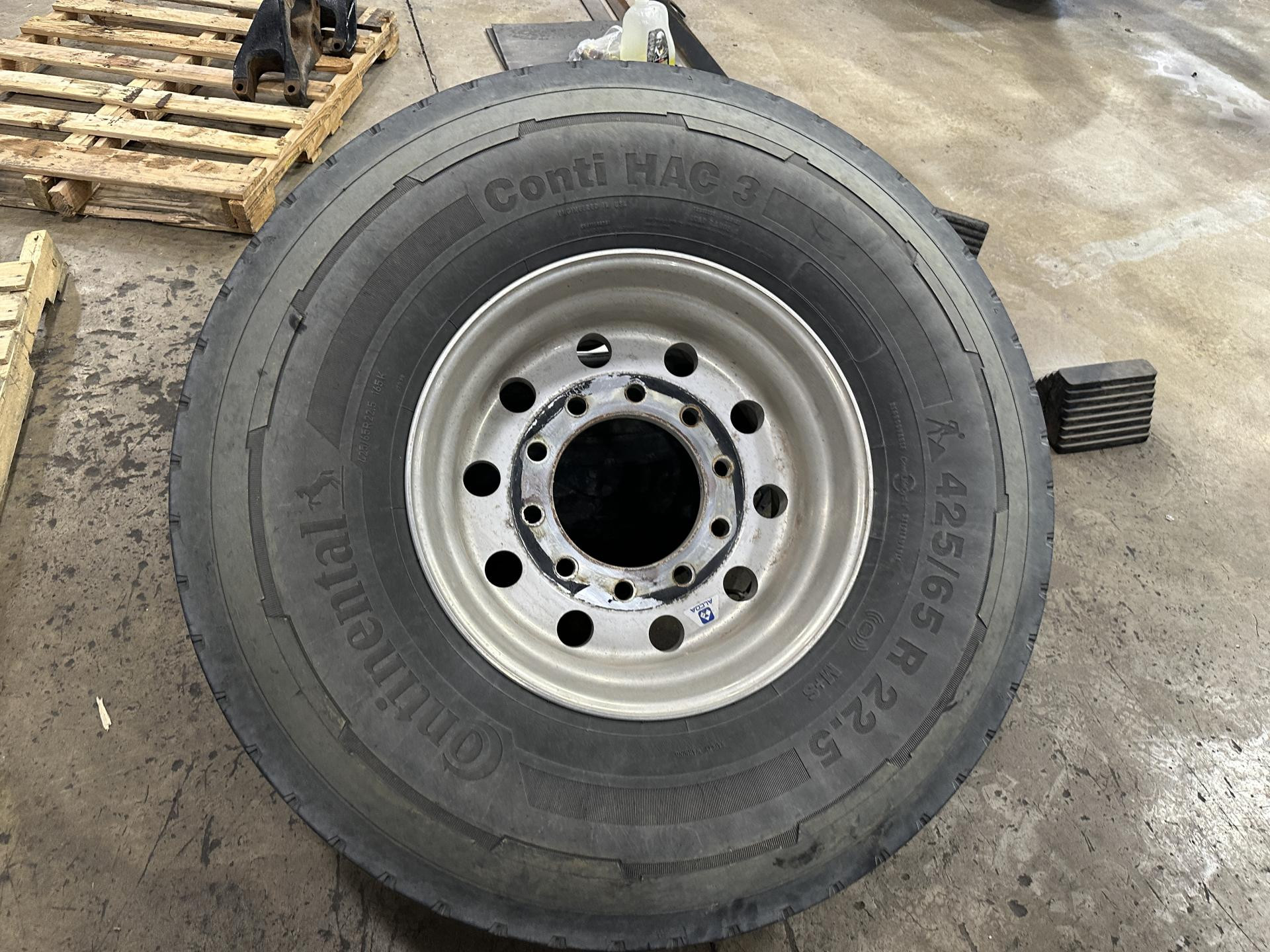 Semi Truck Rim Size