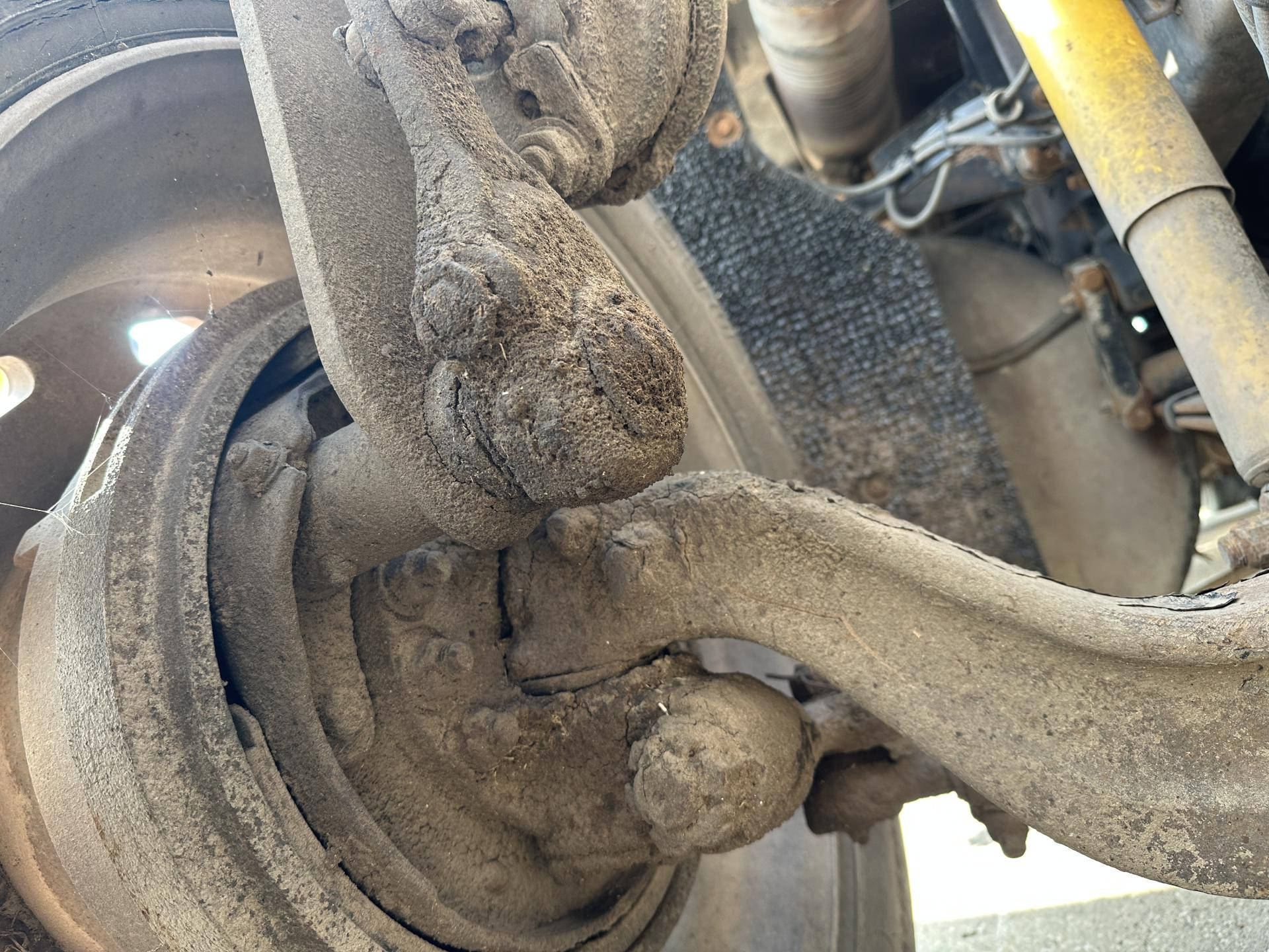 Eaton EFA12F4 Front Axle Assembly for Sale