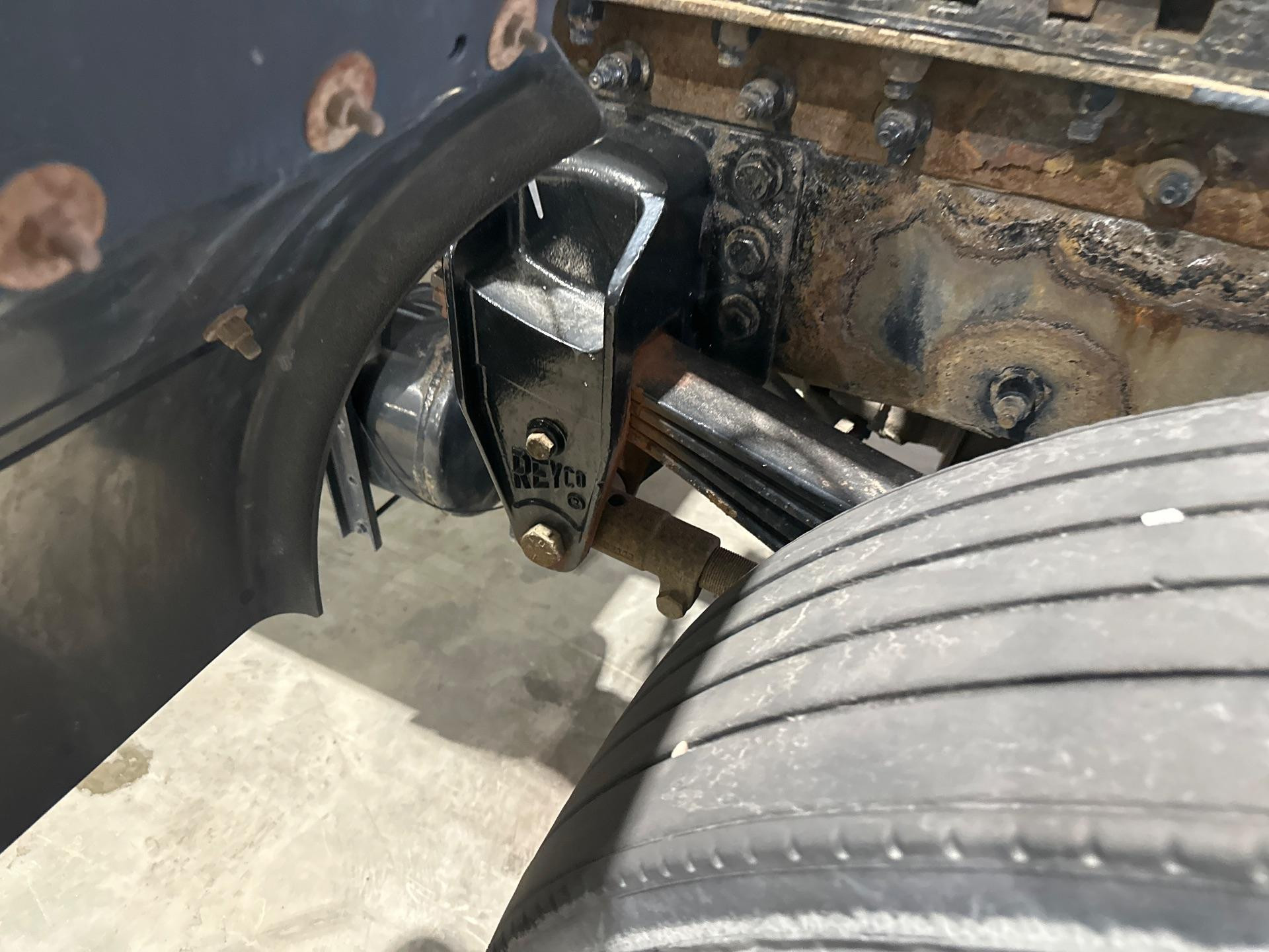 Peterbilt 388 Rear Spring Peterbilt 382 Rear Leaf Spring for Sale