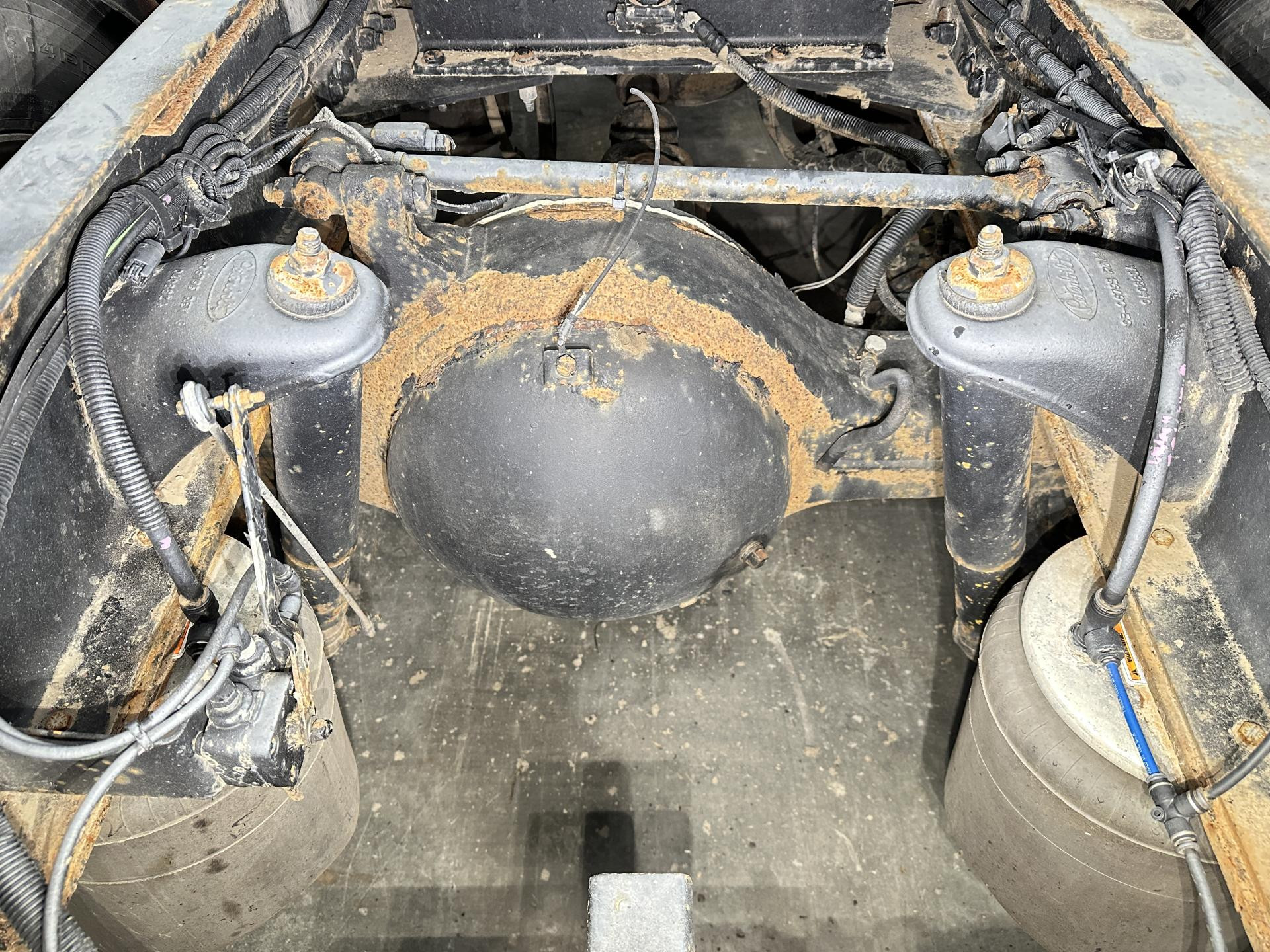 Eaton RDP40 Axle Housing (Rear) for Sale
