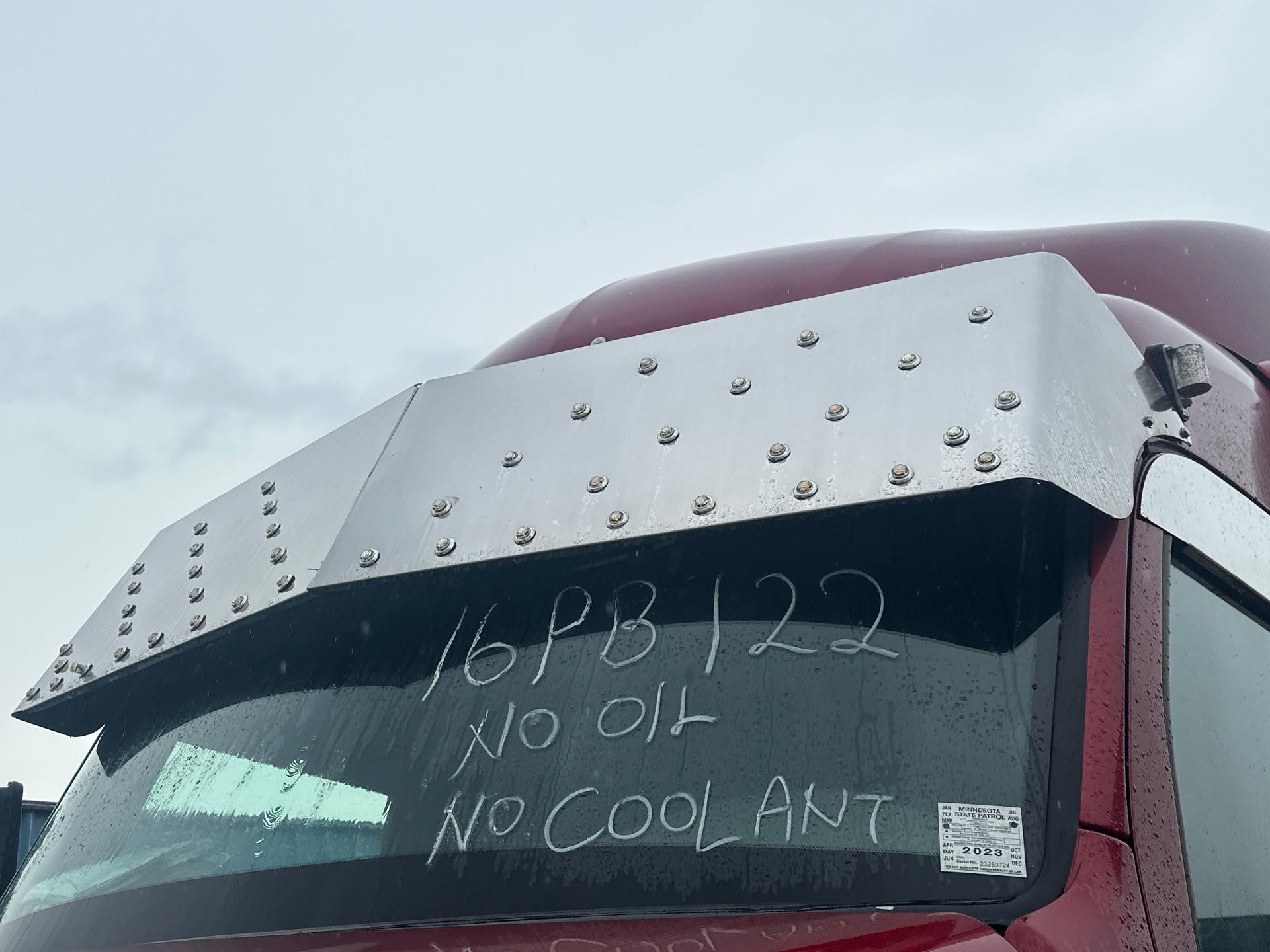 Peterbilt 579 Sun Visor (Exterior) for Sale