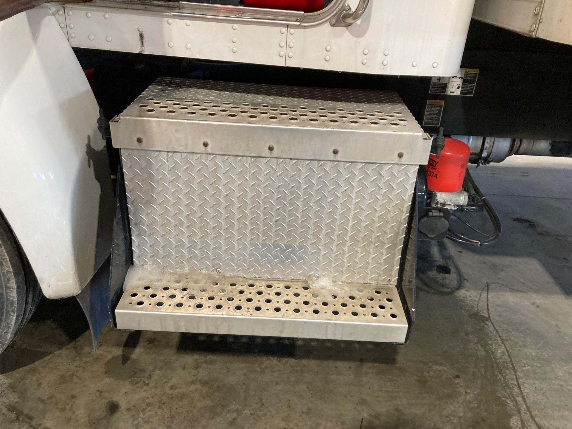 Kenworth T270 Battery Box for Sale