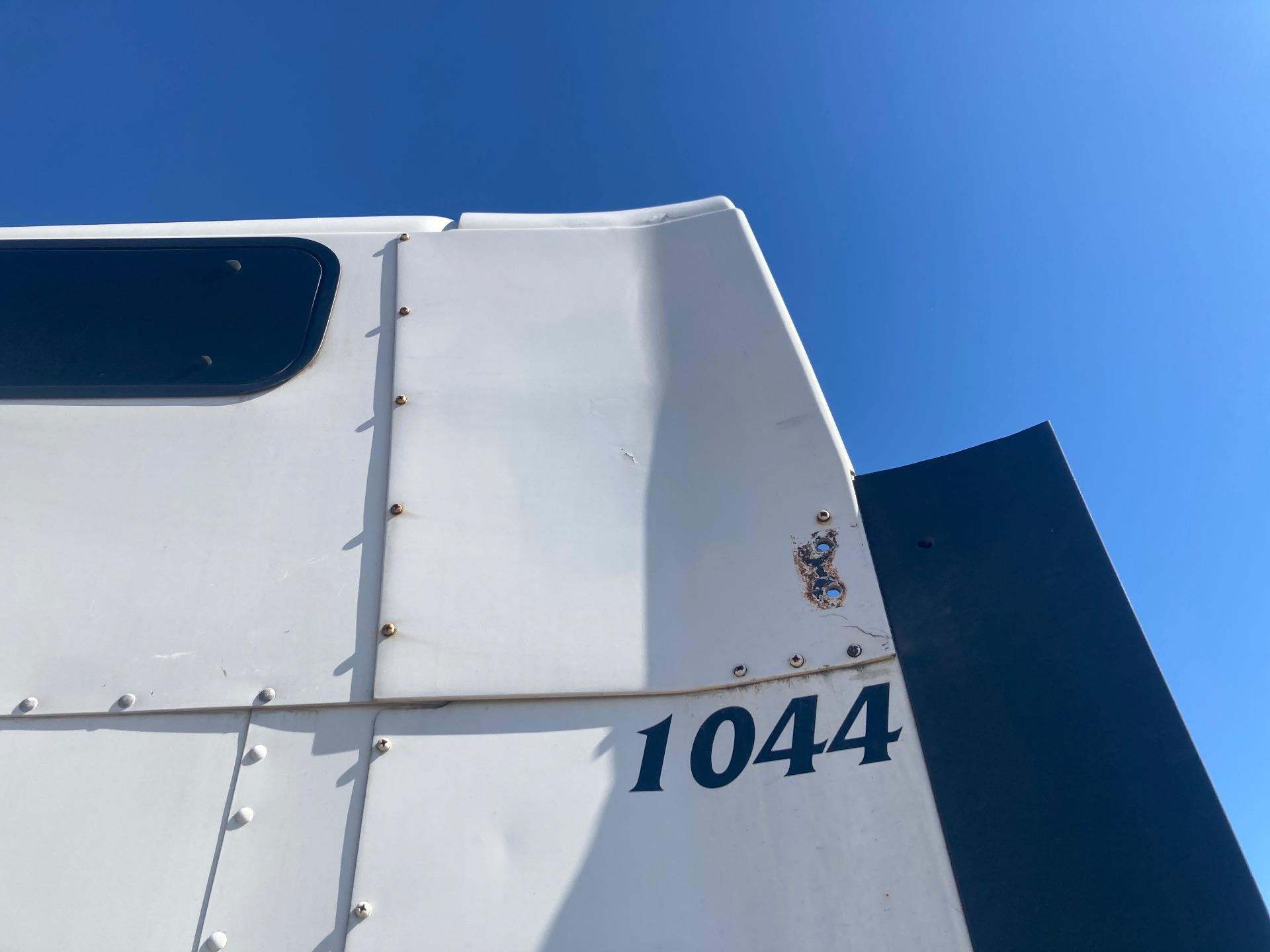Kenworth T660 Side Fairing/Cab Extender for Sale