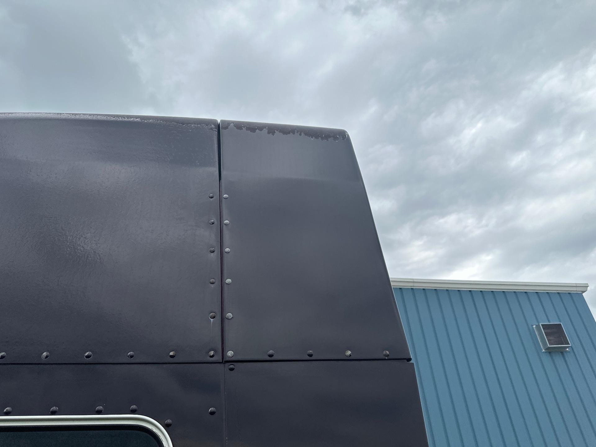 Peterbilt 379 Side Fairing/Cab Extender for Sale