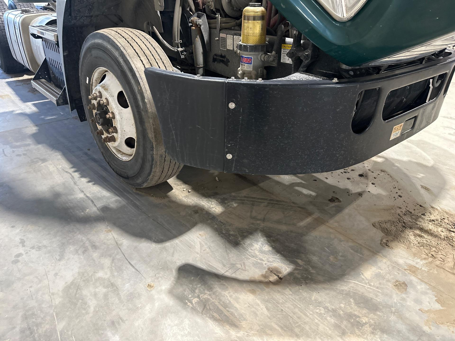 84721761 | Mack CXU613 Bumper for Sale