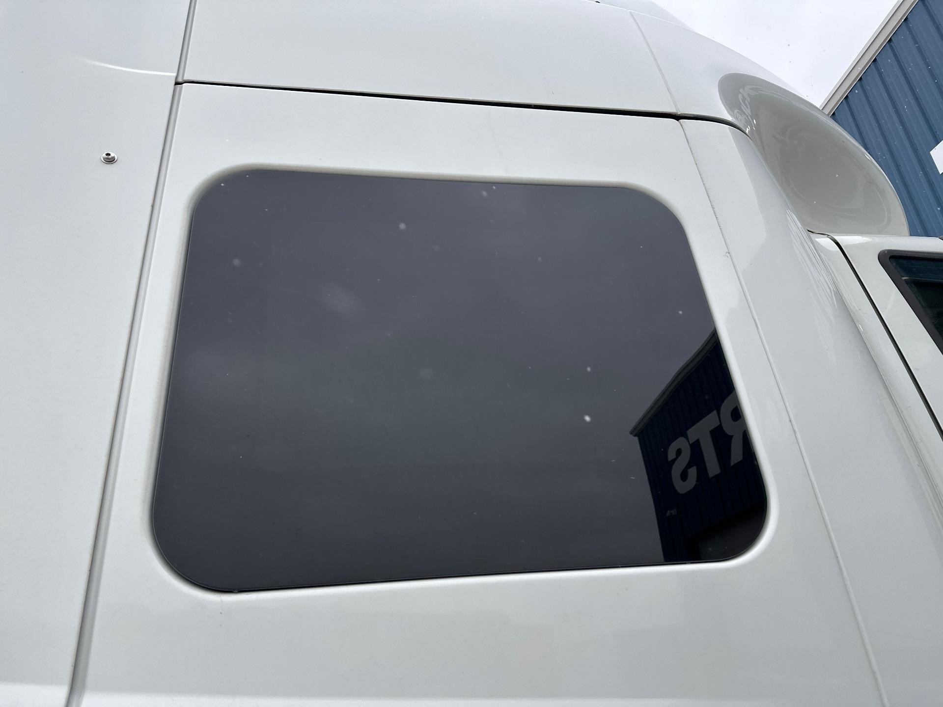 Prostar Peeper Window International PROSTAR Sleeper Window for Sale