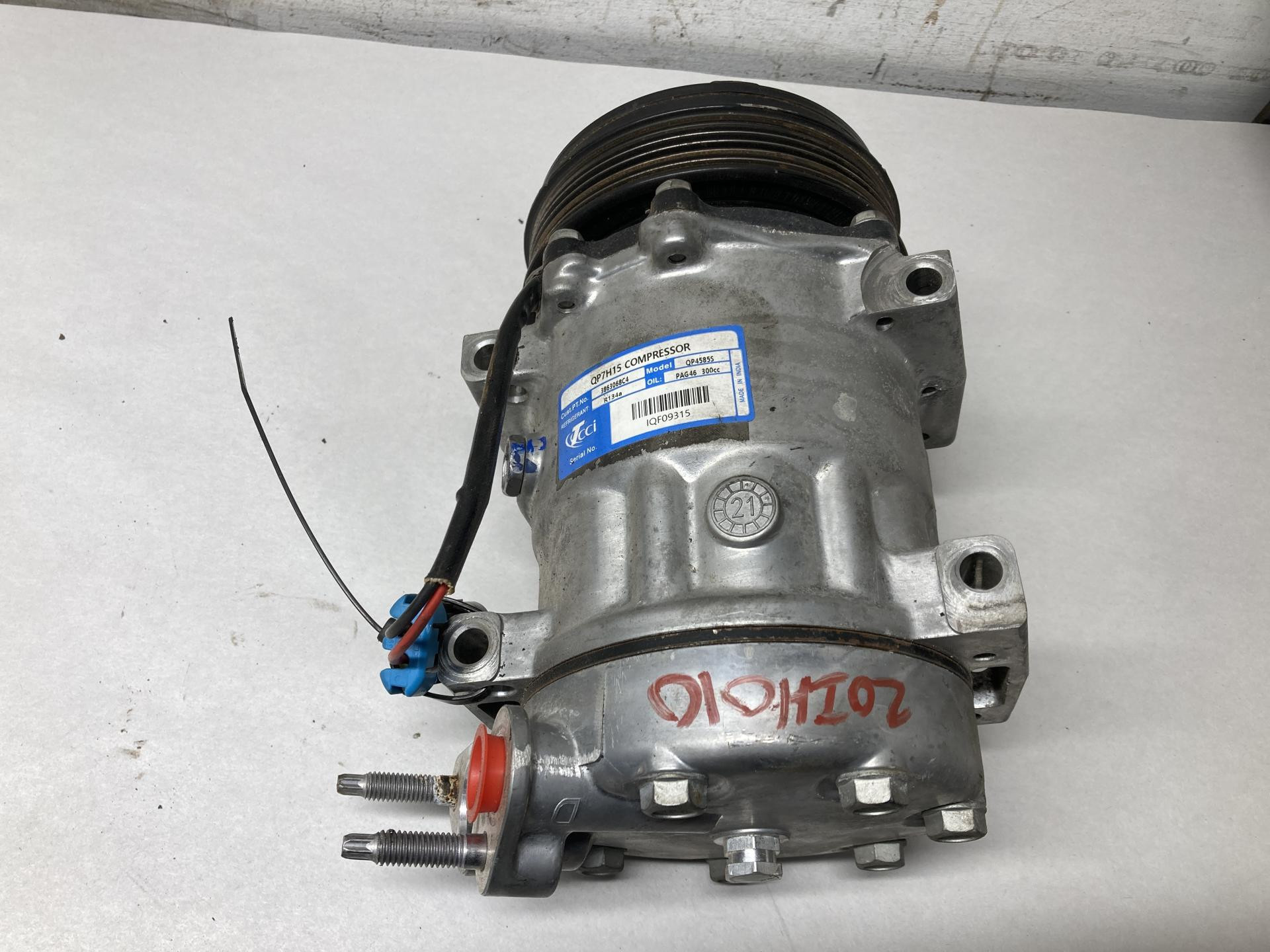 3863068C4 | International LT Air Conditioner Compressor for Sale