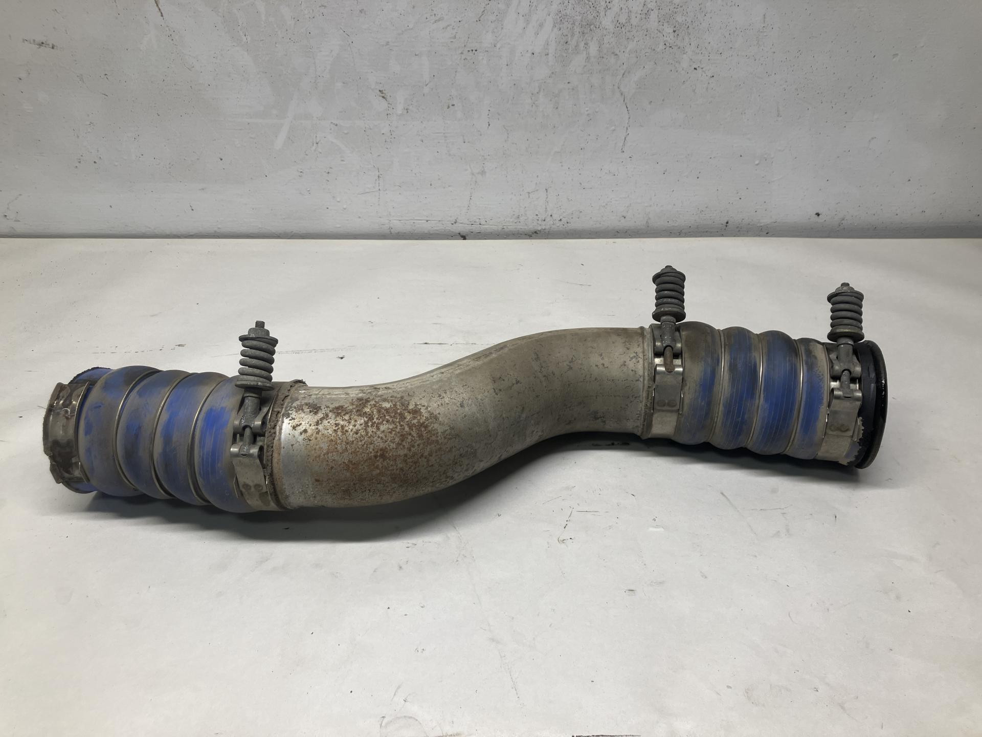 Volvo VNL Air Transfer Tube for Sale