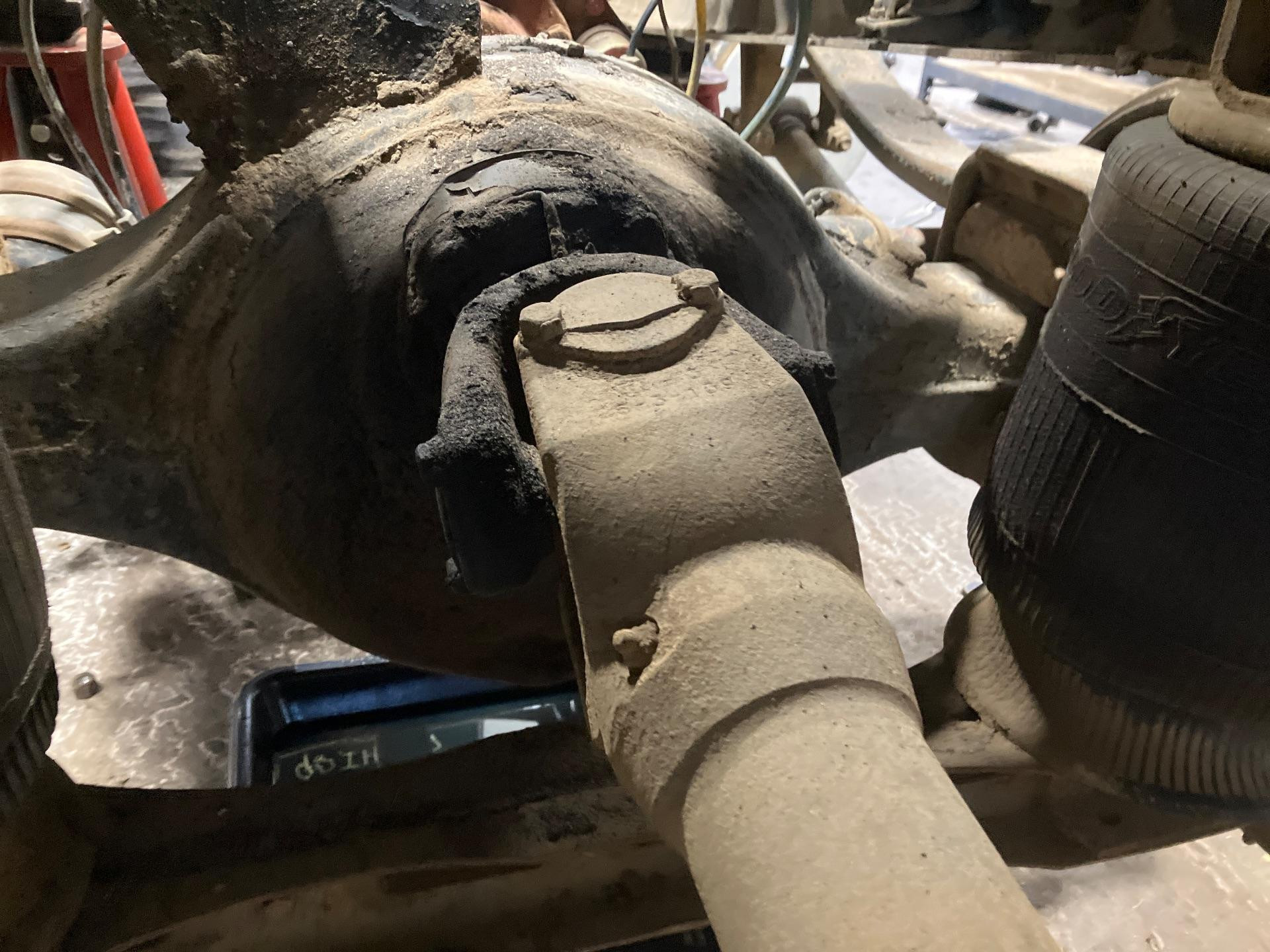 Spicer N400 Pwr Divider Thru Shaft for Sale