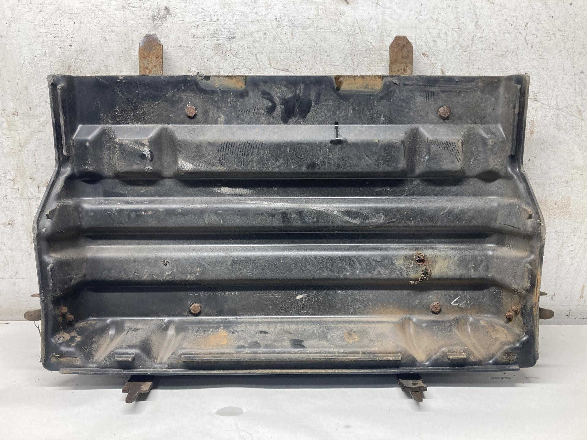 3576965C1 International TRANSTAR (8600) Battery Box Cover for Sale