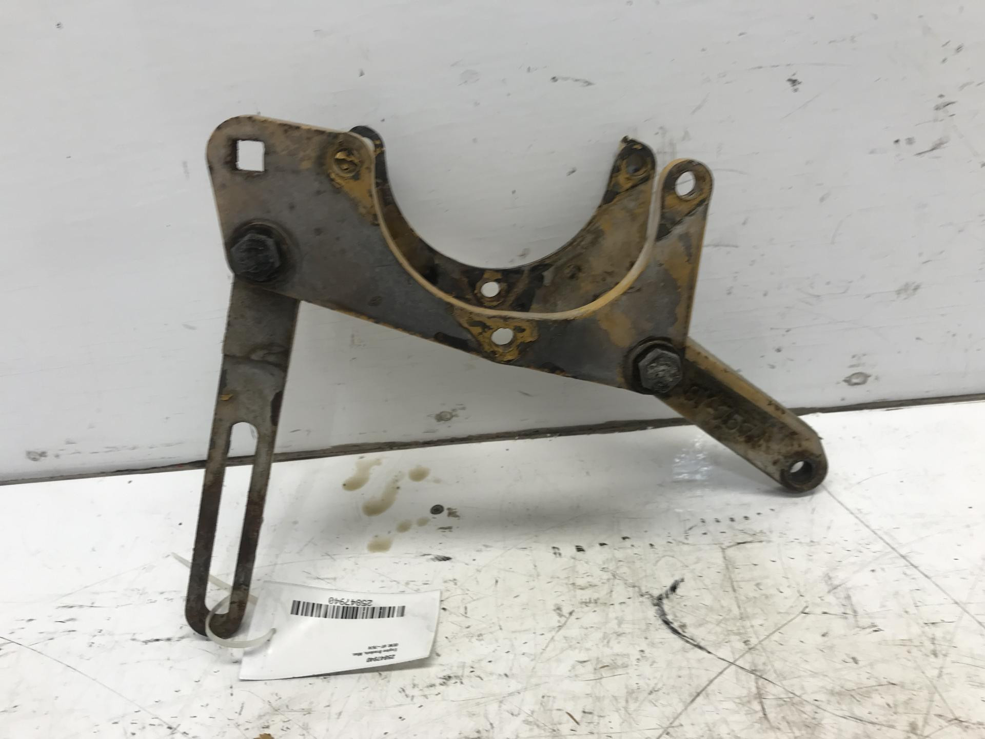 9Y7574 | CAT 3176 Engine Bracket for Sale
