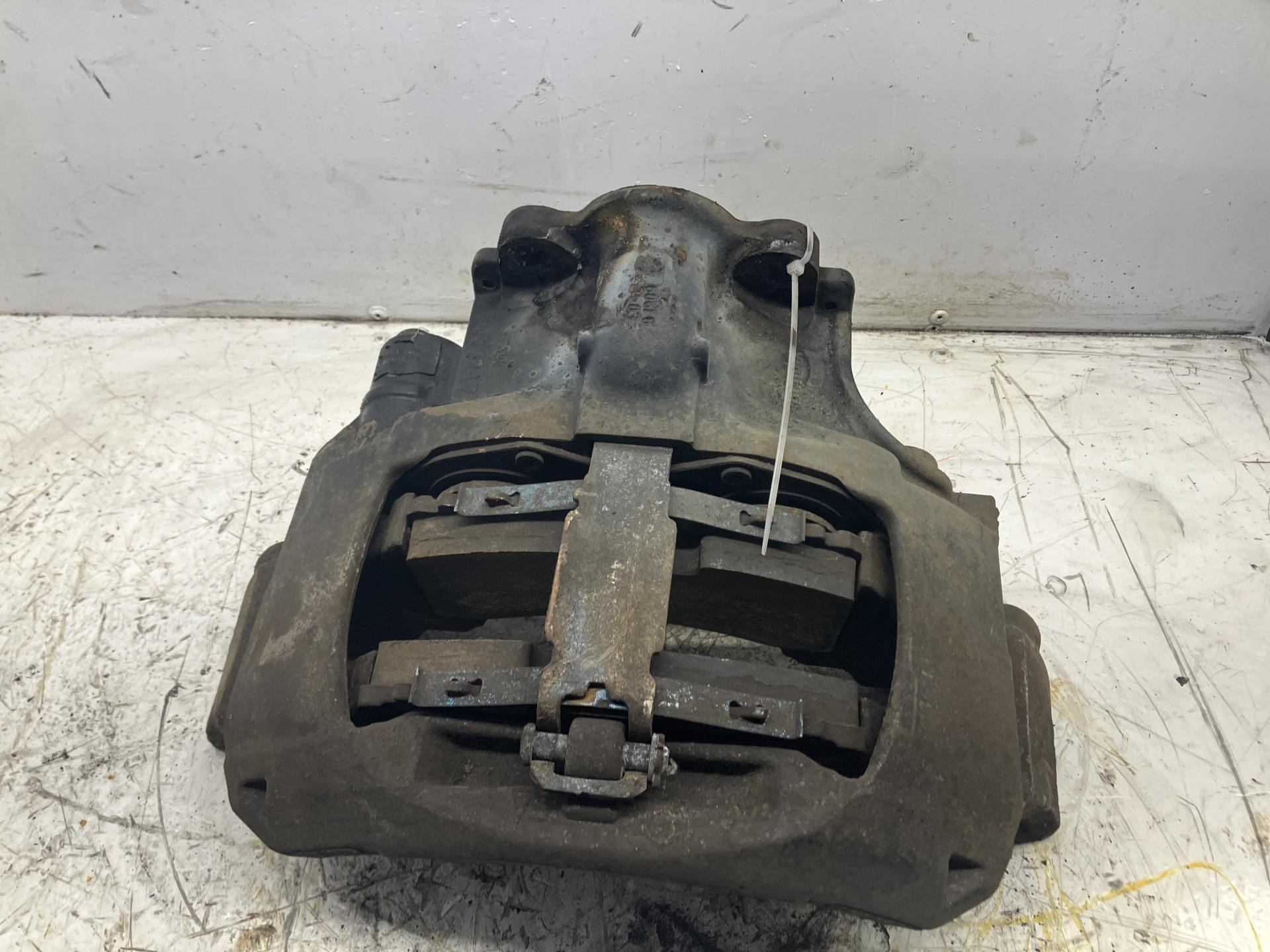 Freightliner CASCADIA Caliper for Sale