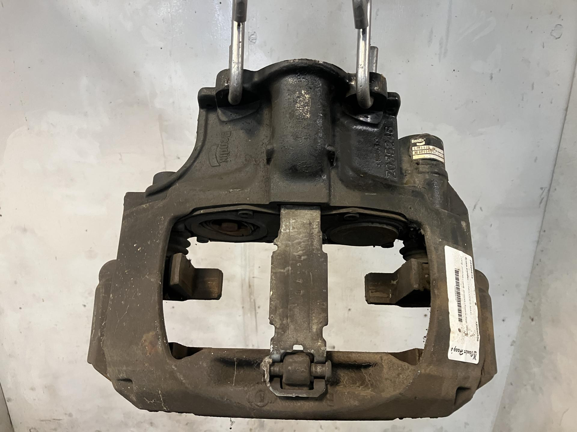 Z035248 | Freightliner CASCADIA Caliper for Sale