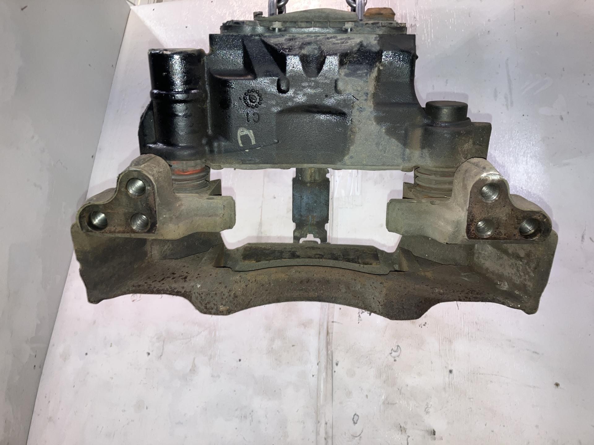 Z035248 | Freightliner CASCADIA Caliper for Sale