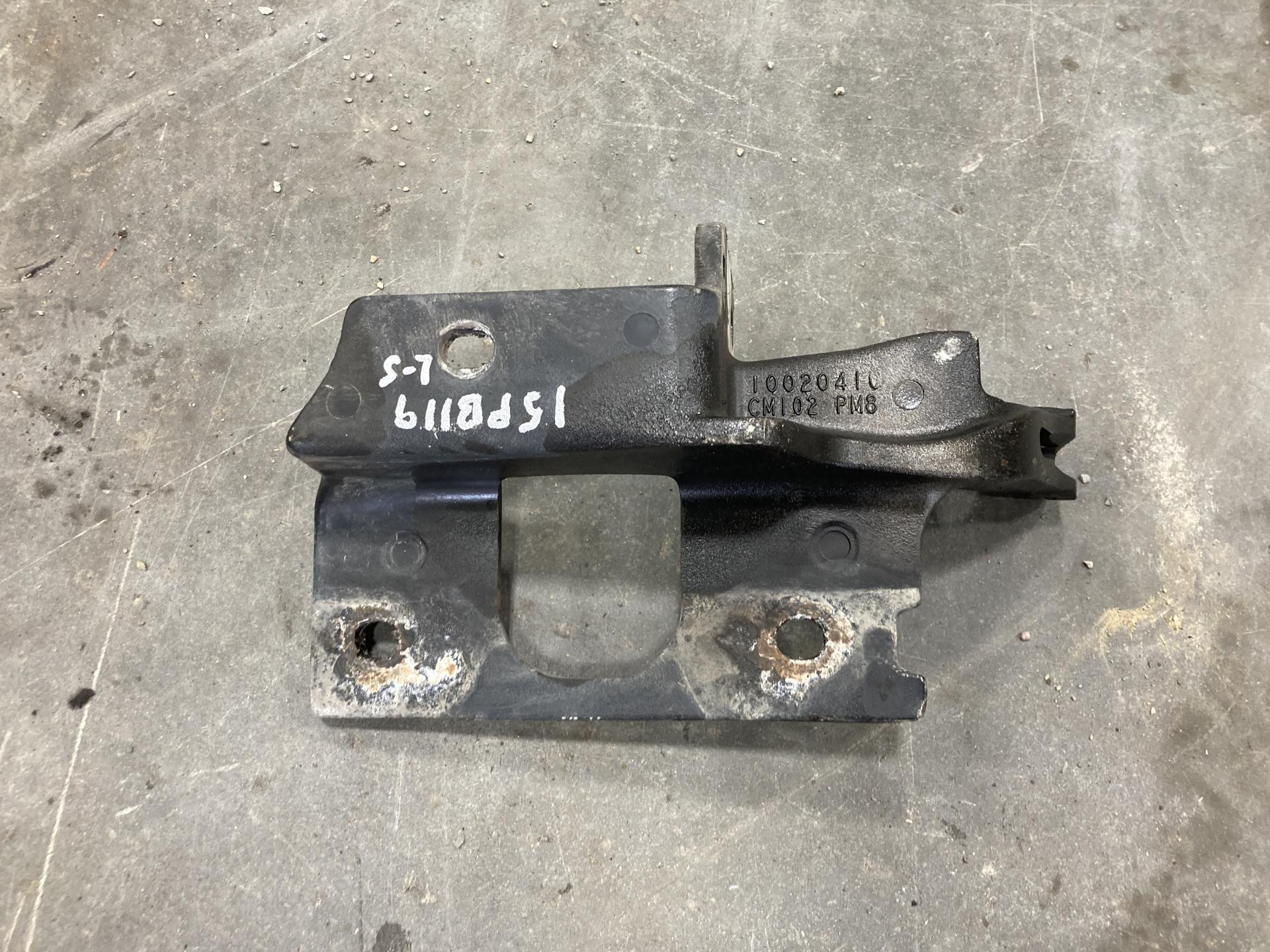 10020410 | Peterbilt 579 Bumper Bracket for Sale