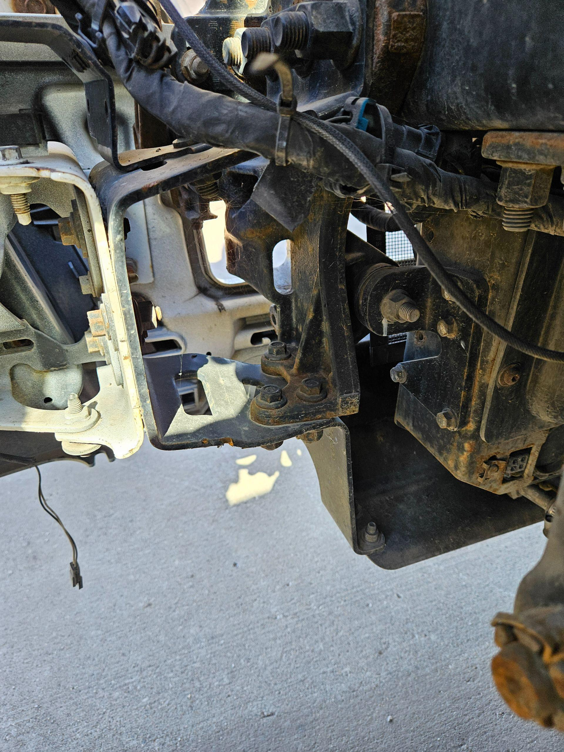 82749347 Volvo VNL Bumper Bracket for Sale