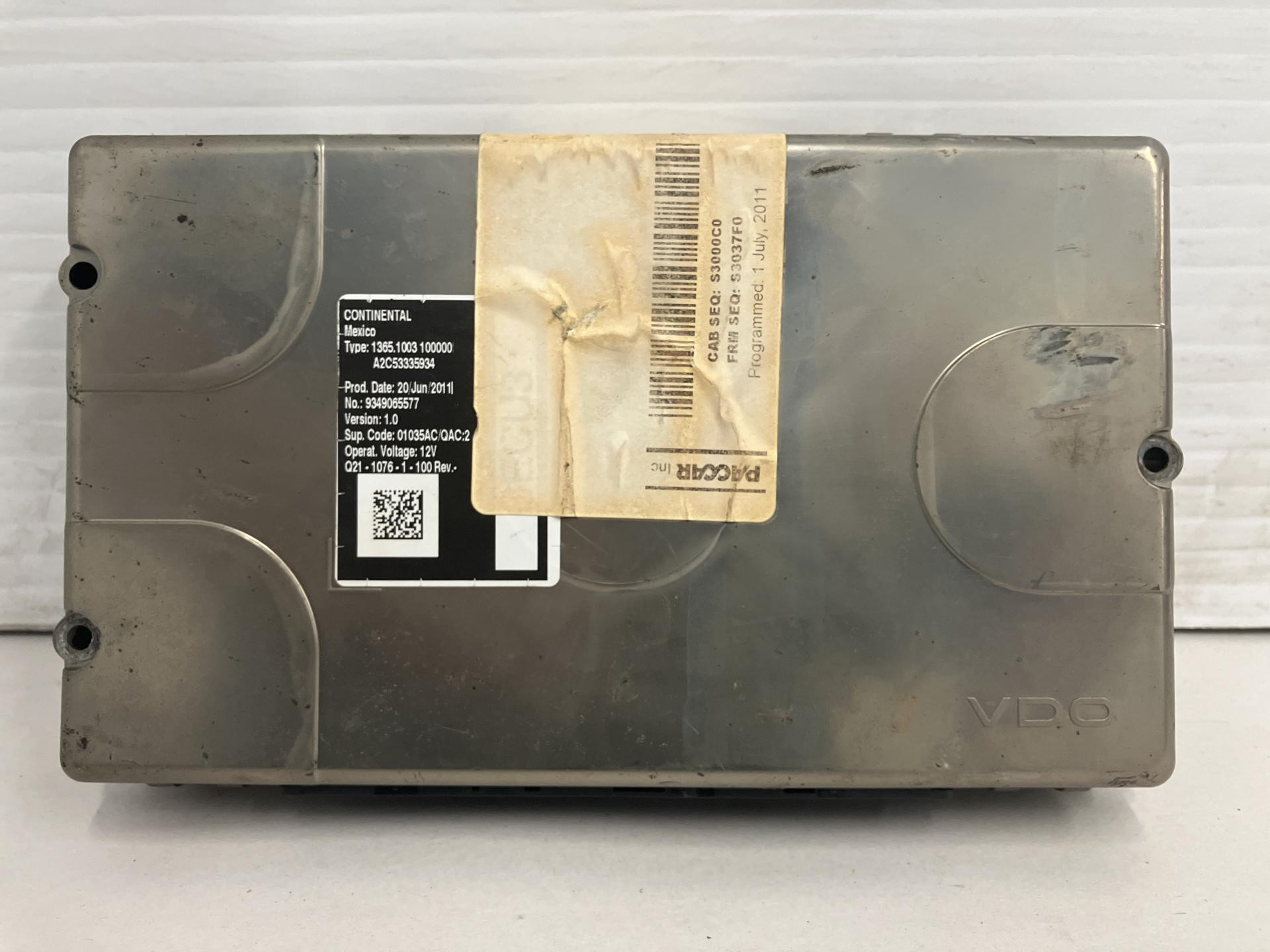 Q21-1076-1-100 | Peterbilt 386 Cab Control Module CECU for Sale