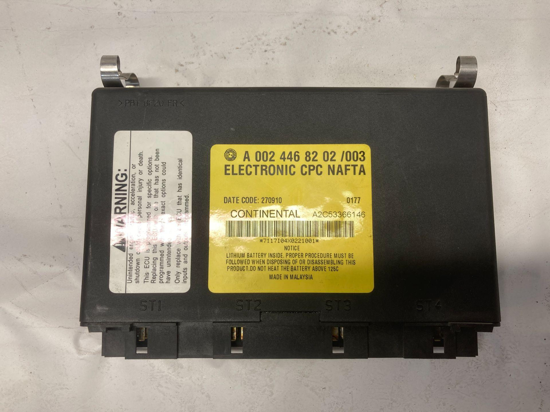 A 002 446 82 02 /003 | Freightliner CASCADIA Cab Control