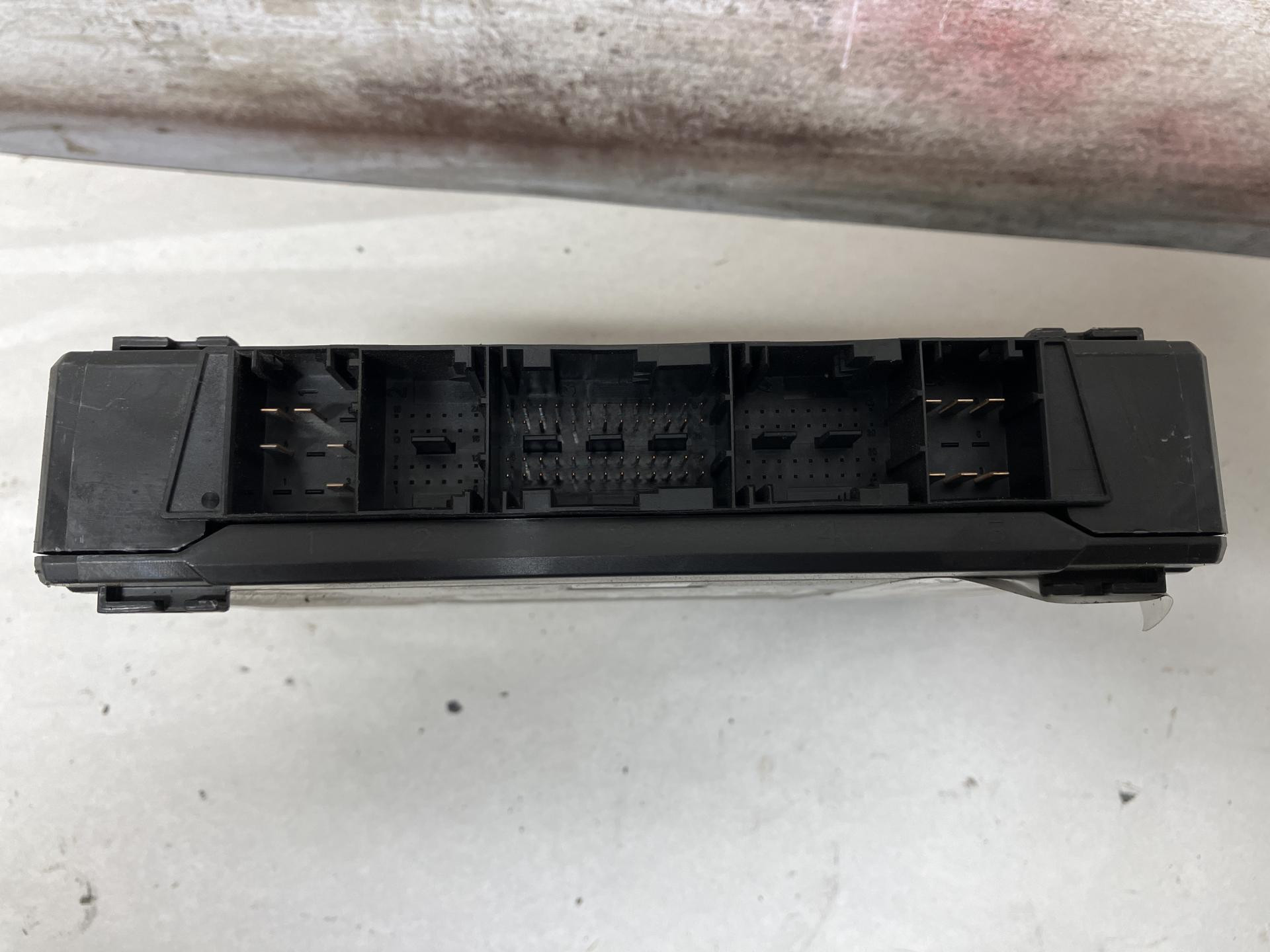 A0554464802 | Freightliner CASCADIA Cab Control Module CECU for Sale