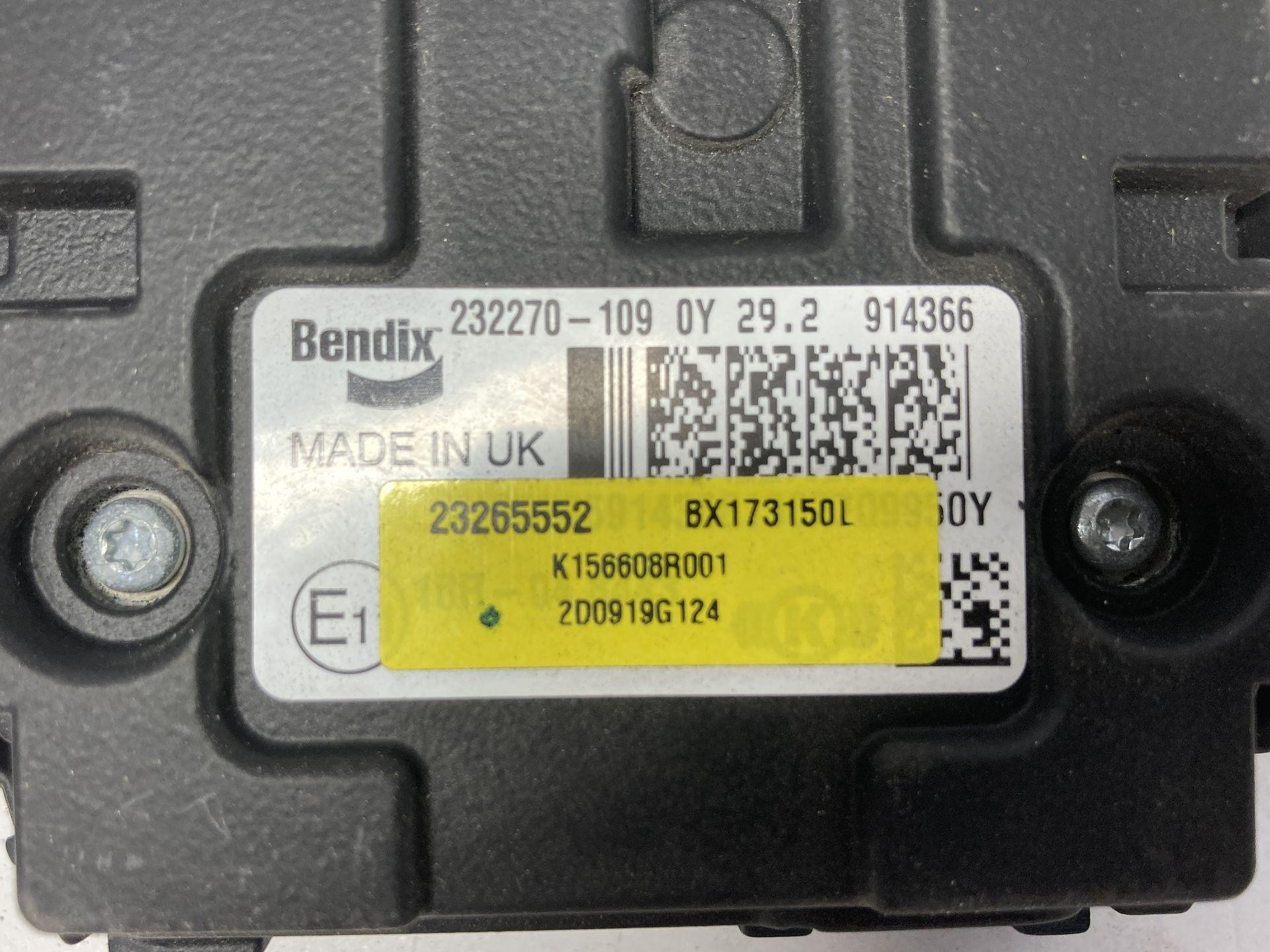 232270-109 | Volvo VNL Collision Advoidance for Sale