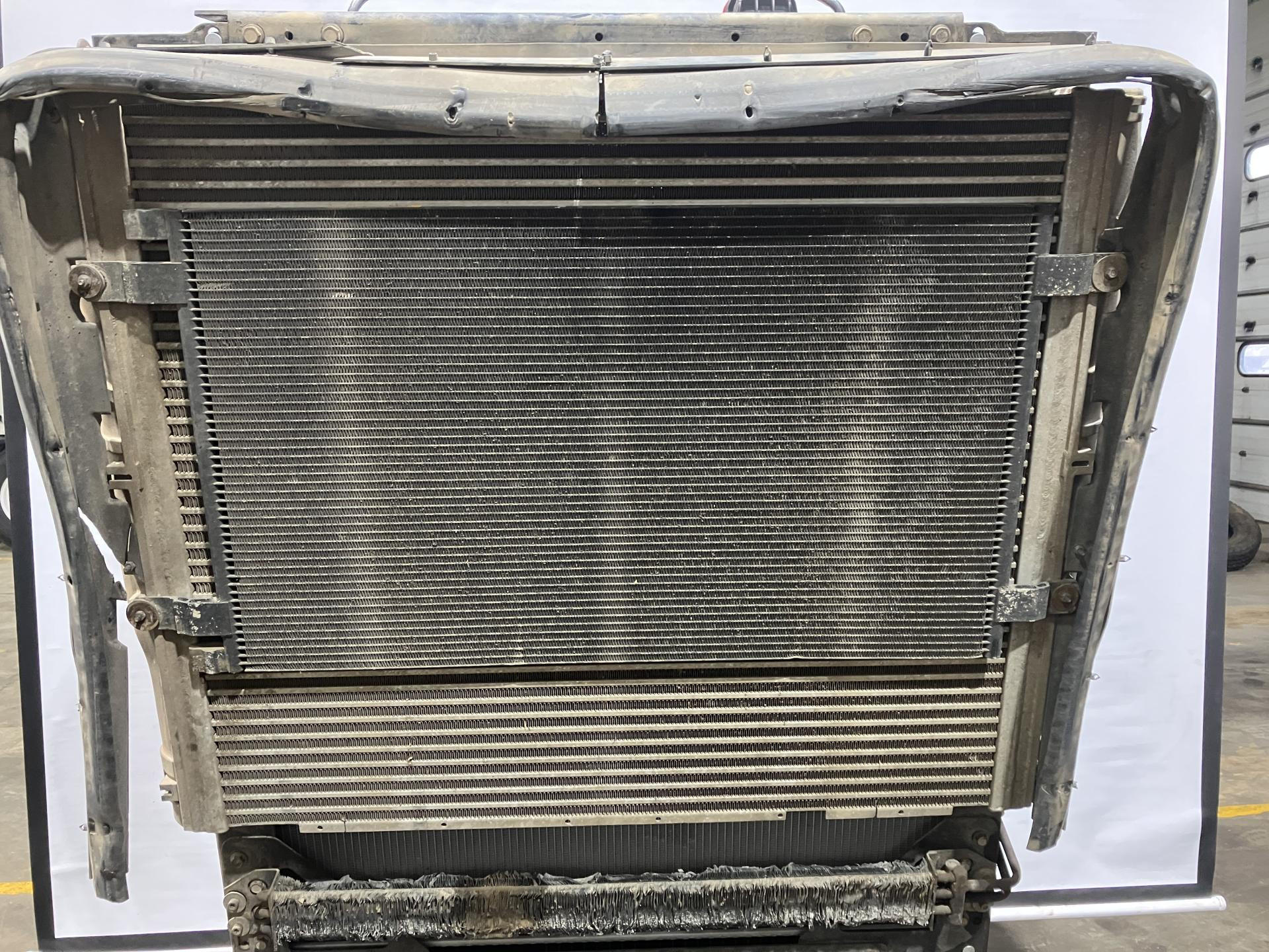 389 Radiator Peterbilt 389 Cooling Assy. (Rad., Cond., ATAAC) for Sale