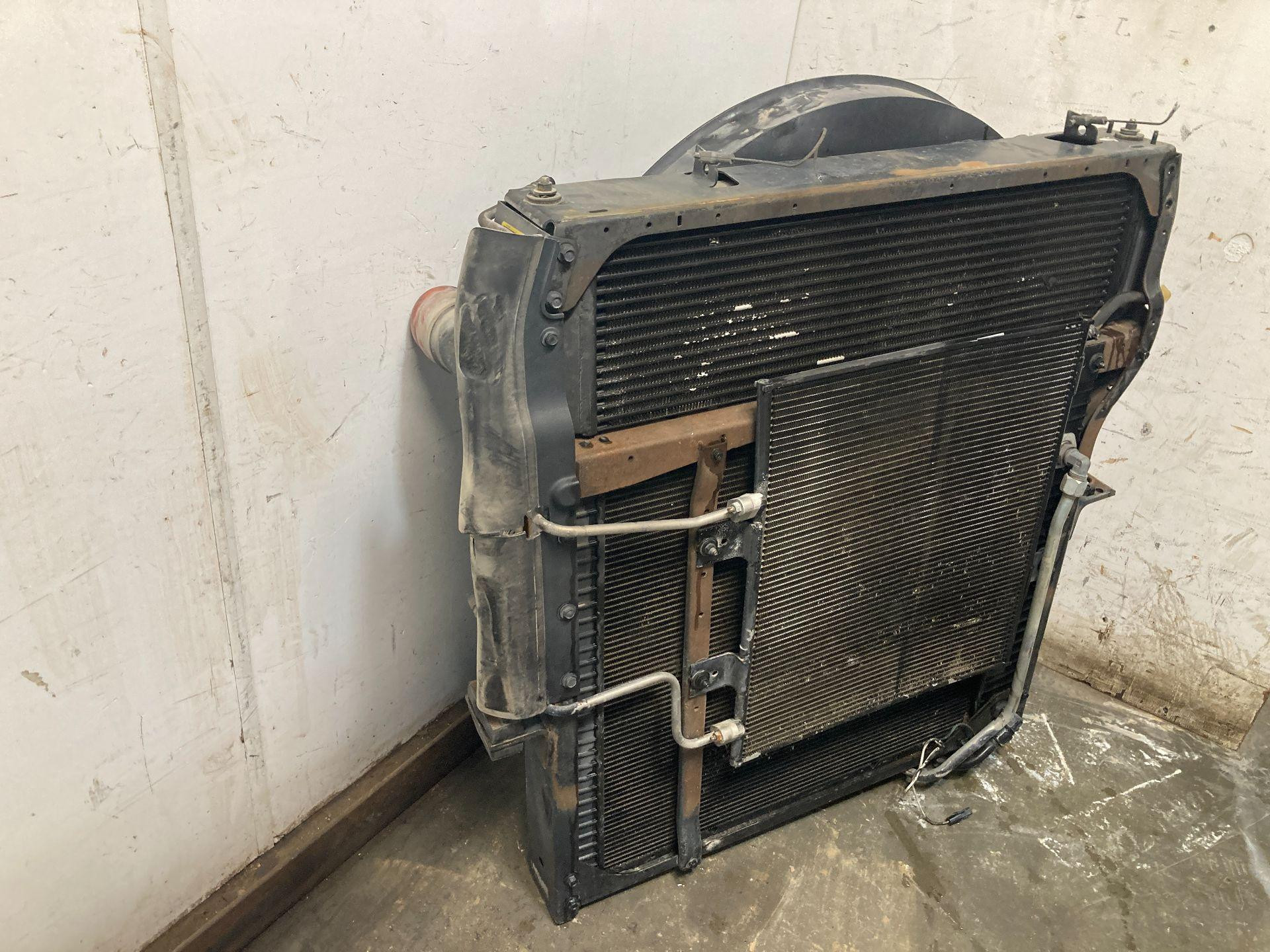 International DURASTAR (4400) Cooling Assy. (Rad., Cond., ATAAC) for Sale