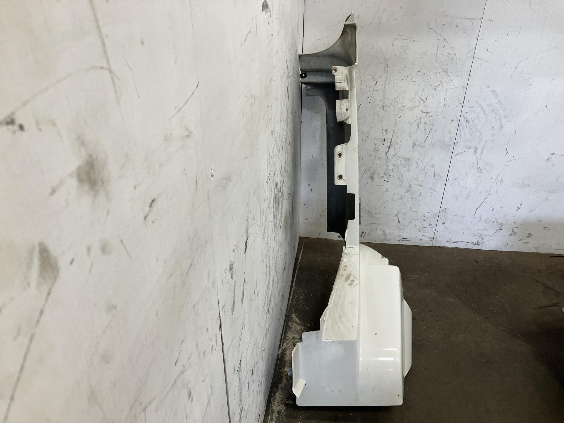 Volvo FH Step panel RH Painted Winter White 1103WHT