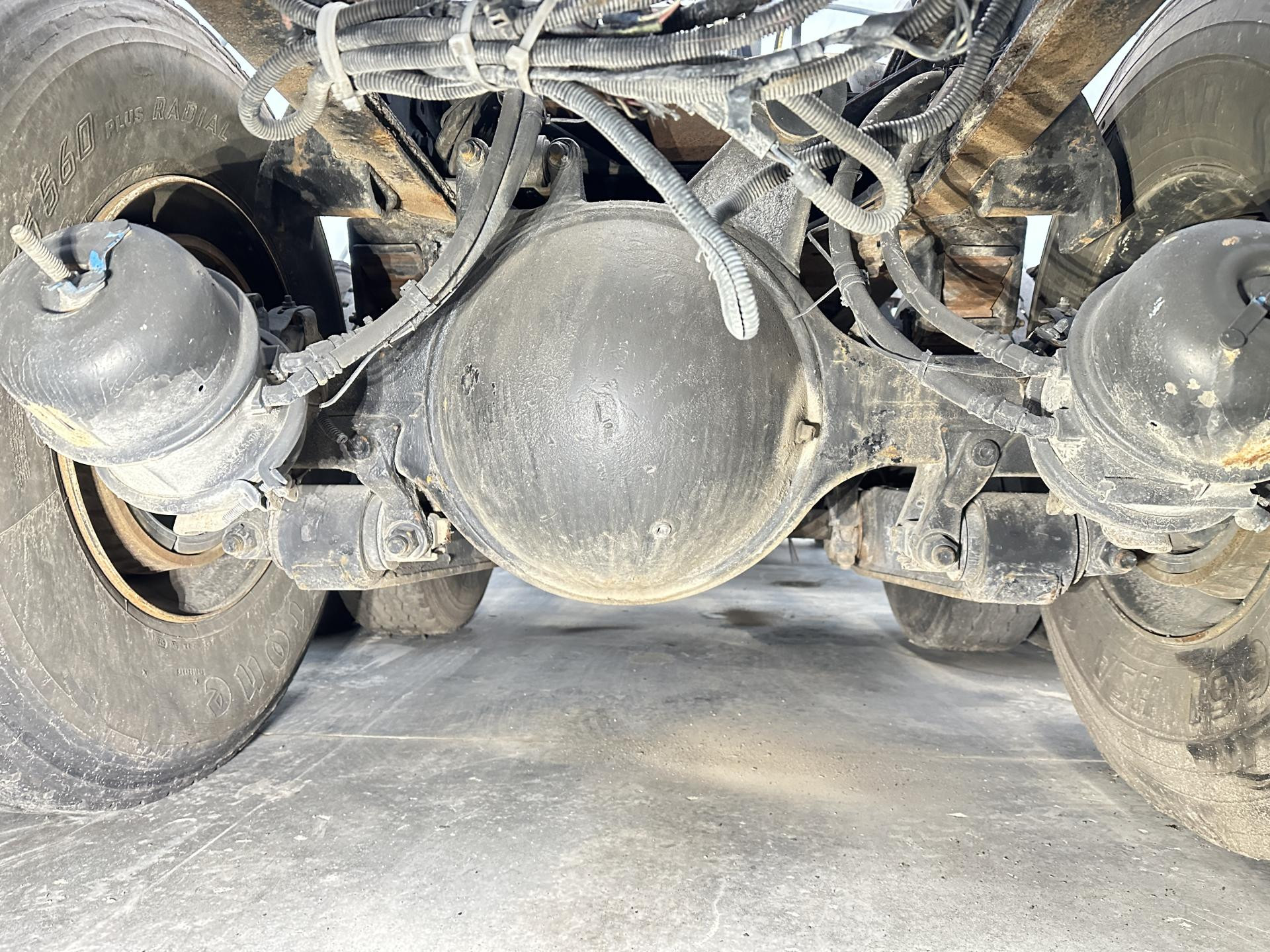 Meritor RR25160 Axle Housing (Rear) for Sale