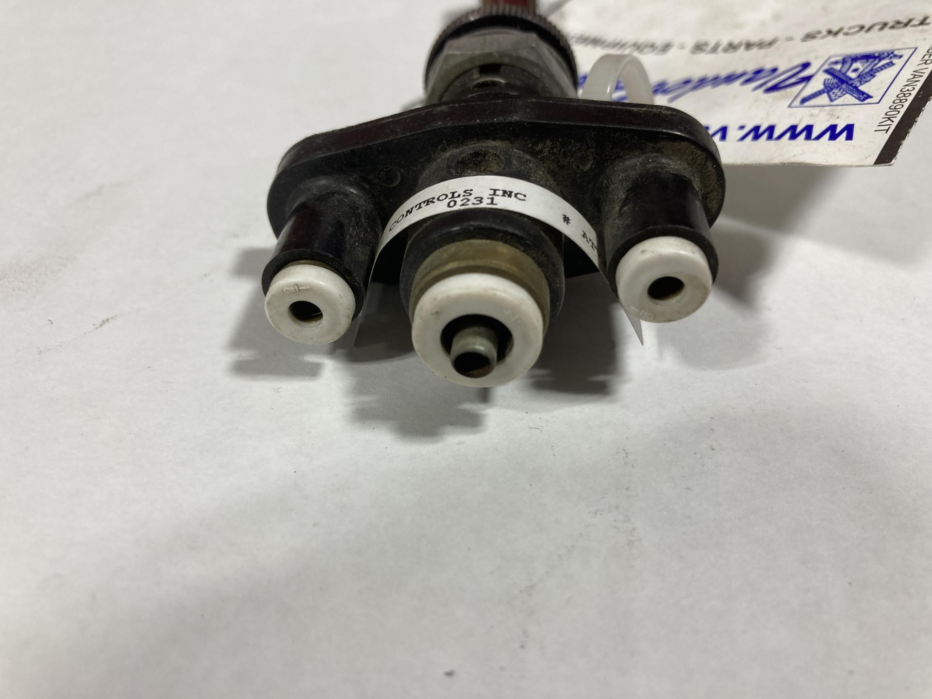Peterbilt 379 Dash/Console Switch for Sale