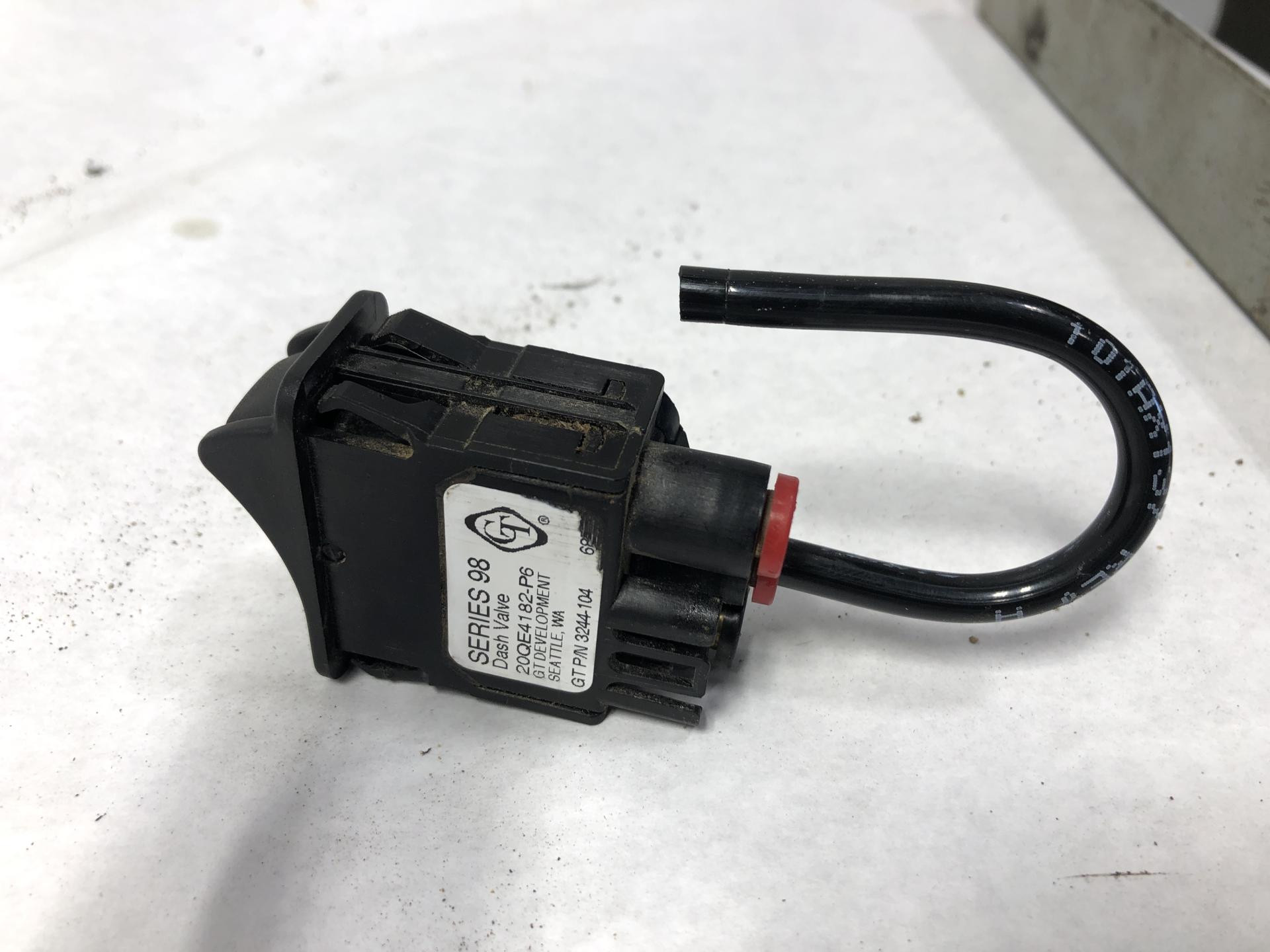 Mack CXN Dash/Console Switch for Sale