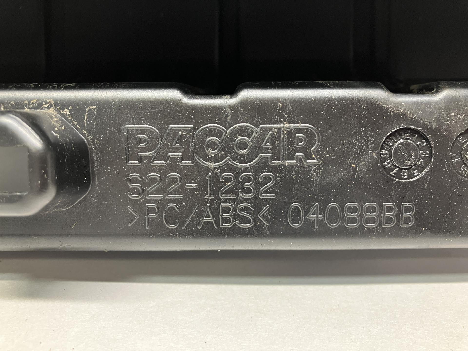 it-pm-oem-flex1 | Kenworth T680 Dash Panel for Sale