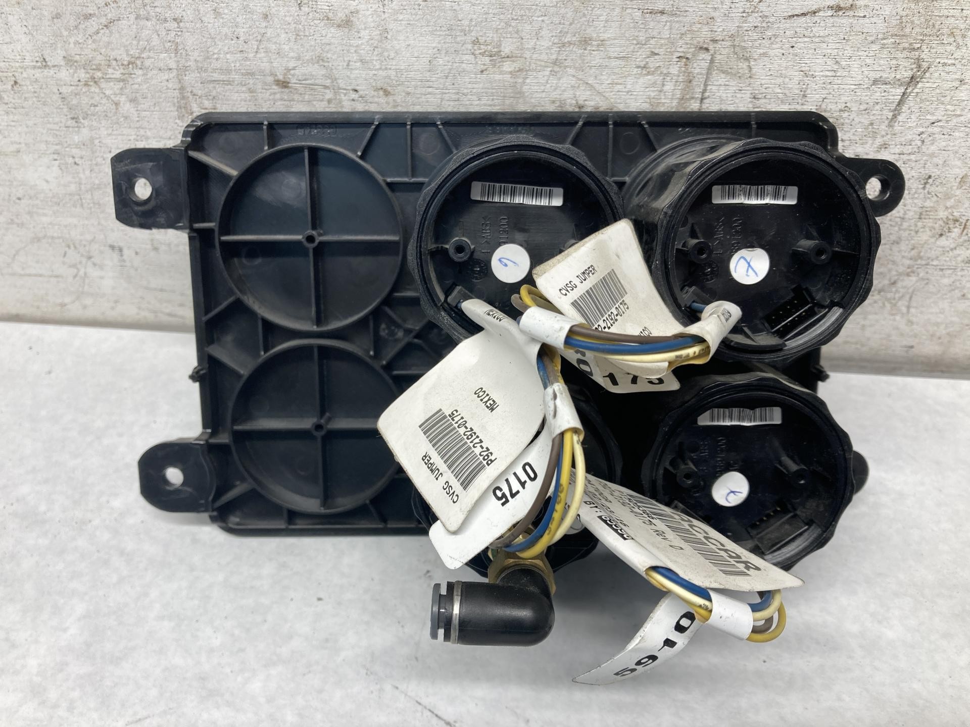 S64-1284-0400 | Kenworth T680 Dash Panel for Sale