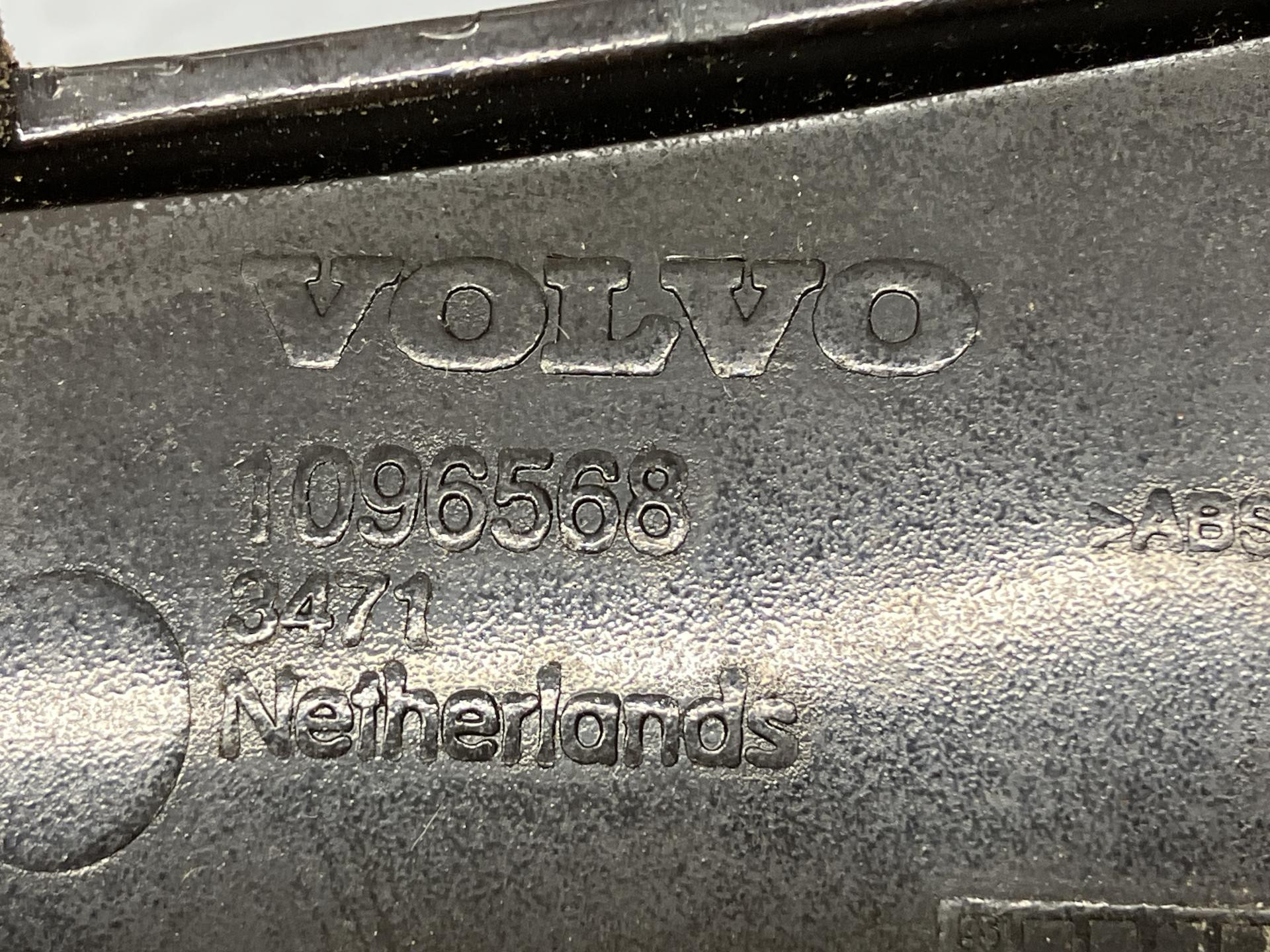Volvo VNL Dash Panel for Sale