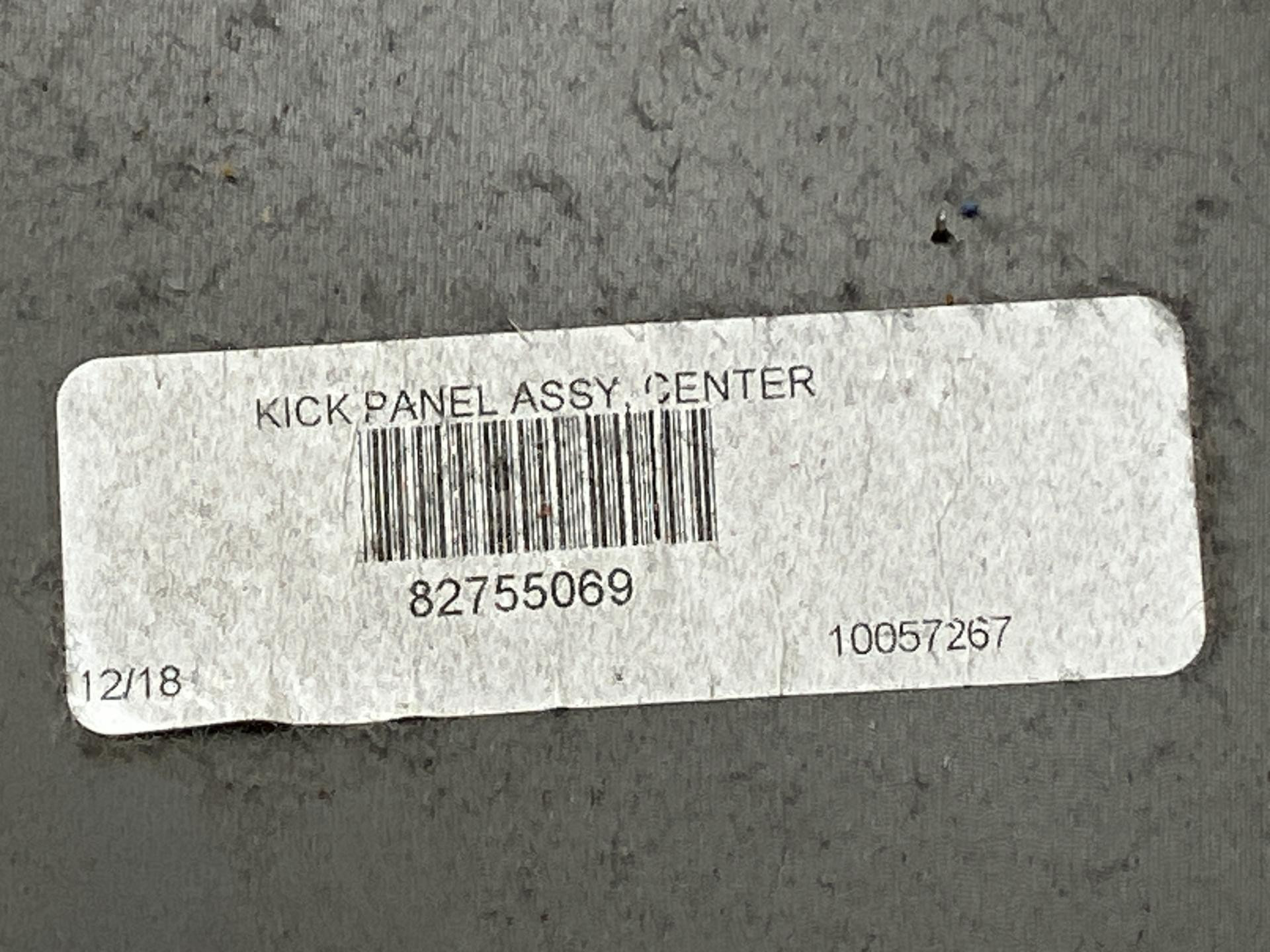 it-pm-oem-flex1 | Volvo VNR Dash Panel for Sale
