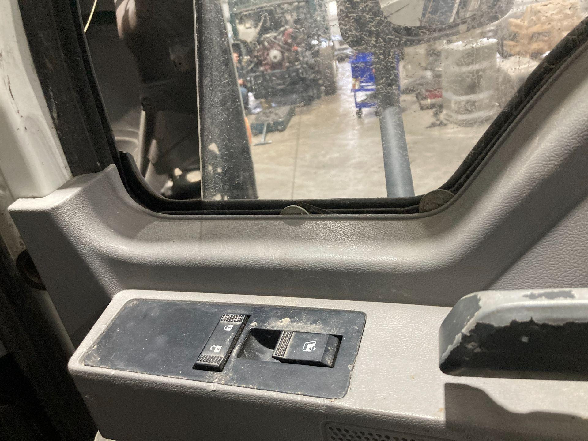 Mack MD6 Door for Sale