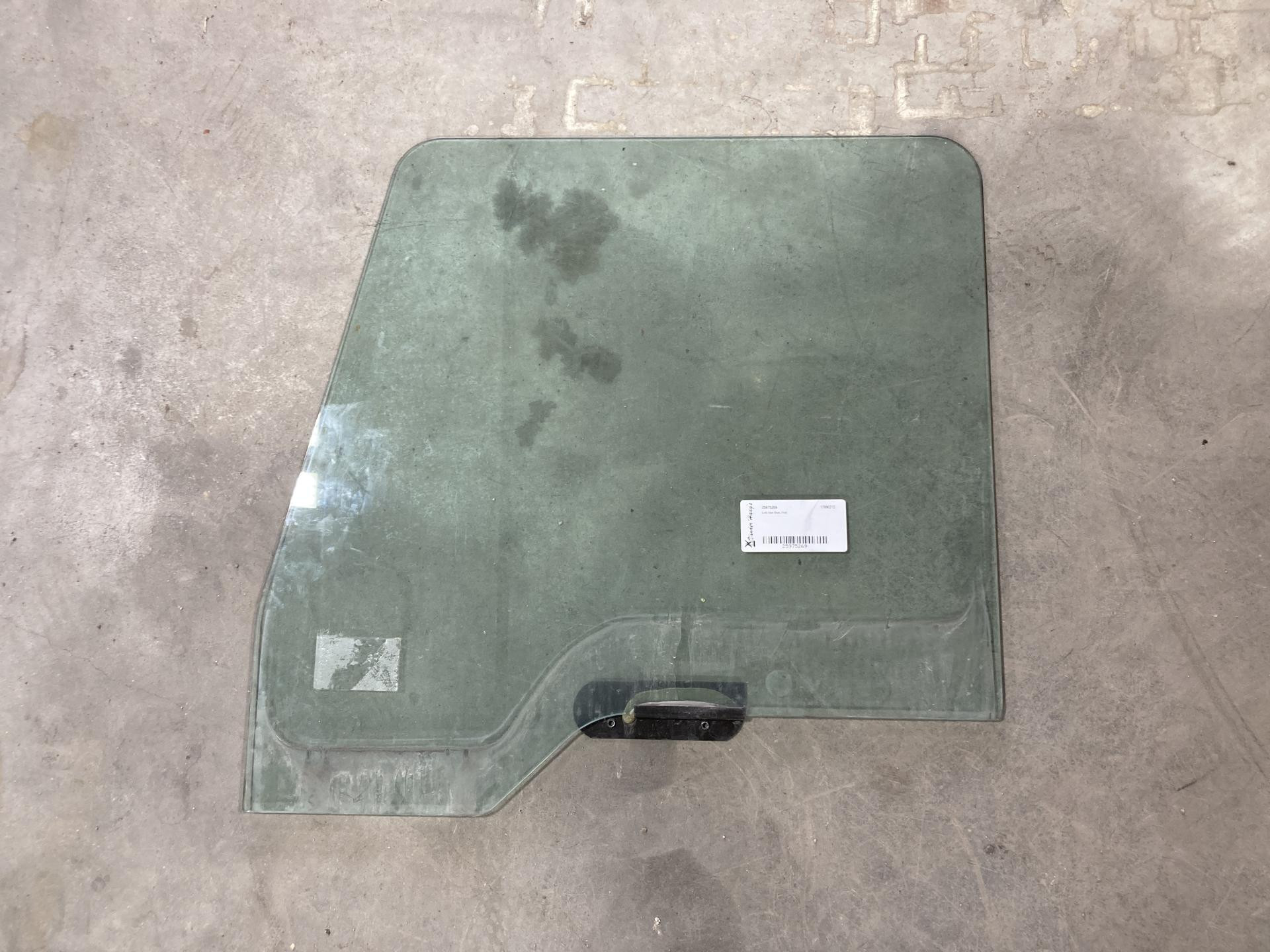 Mack CXU613 Door Glass for Sale