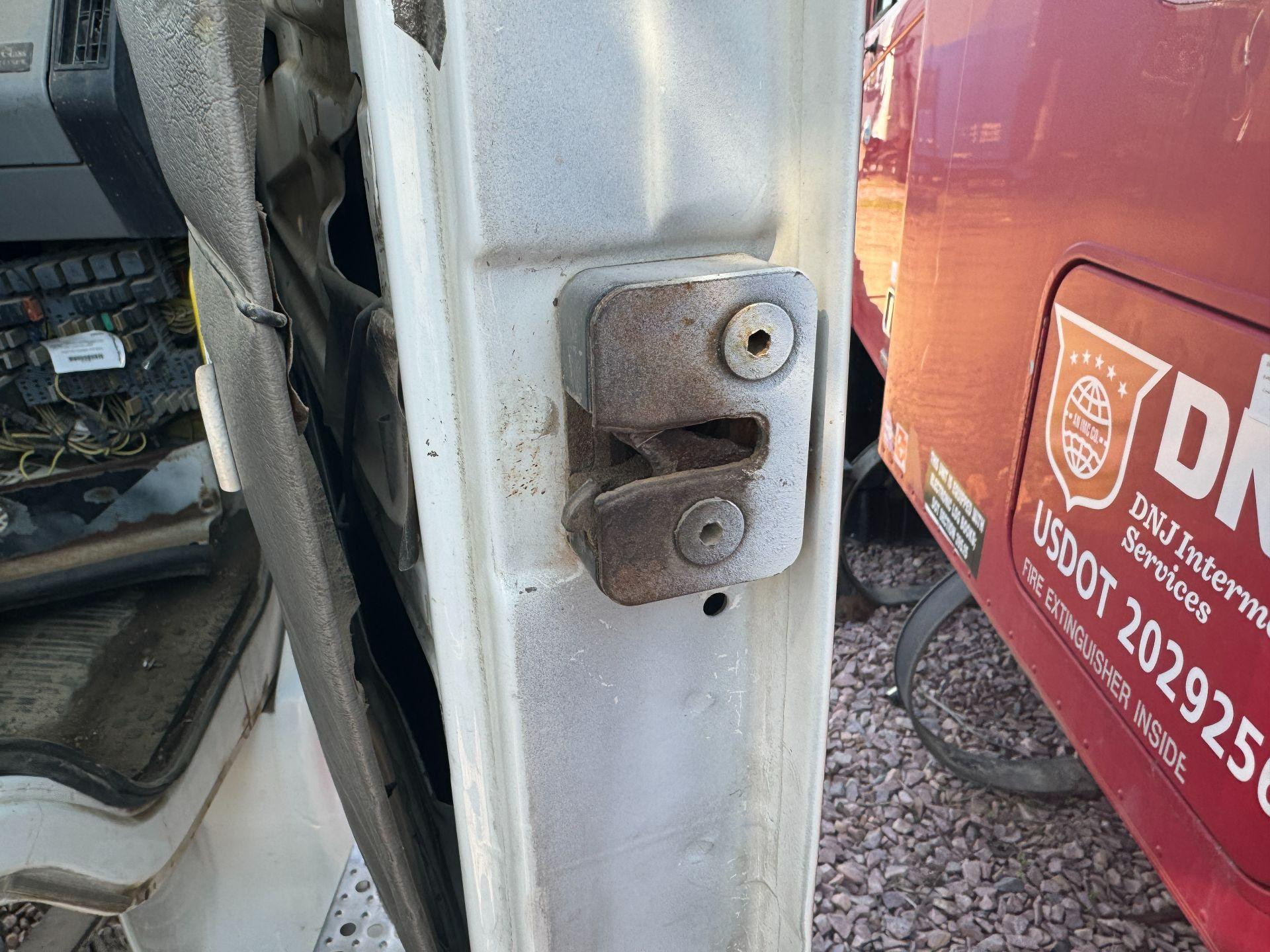 Freightliner FL112 Door Latch for Sale