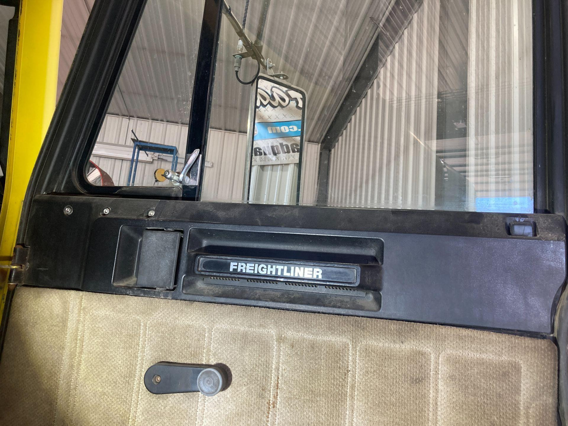 Freightliner FLD120 CLASSIC Door Handle for Sale