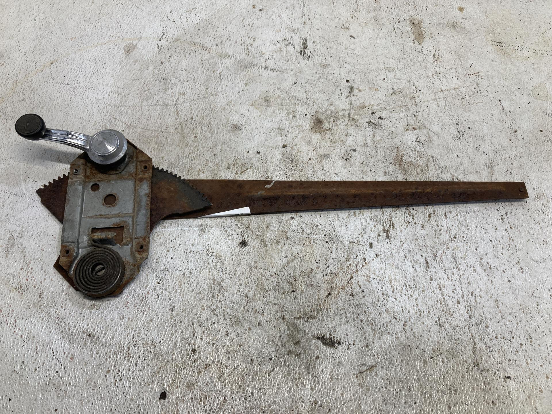 Right Hand Door Window Regulator Guide For 1980-1989 GM Cars – ABS Plastic, AP365681