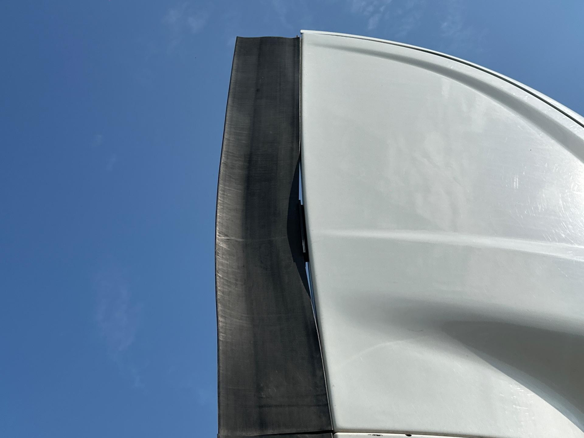 Peterbilt 579 Side Fairing/Cab Extender for Sale