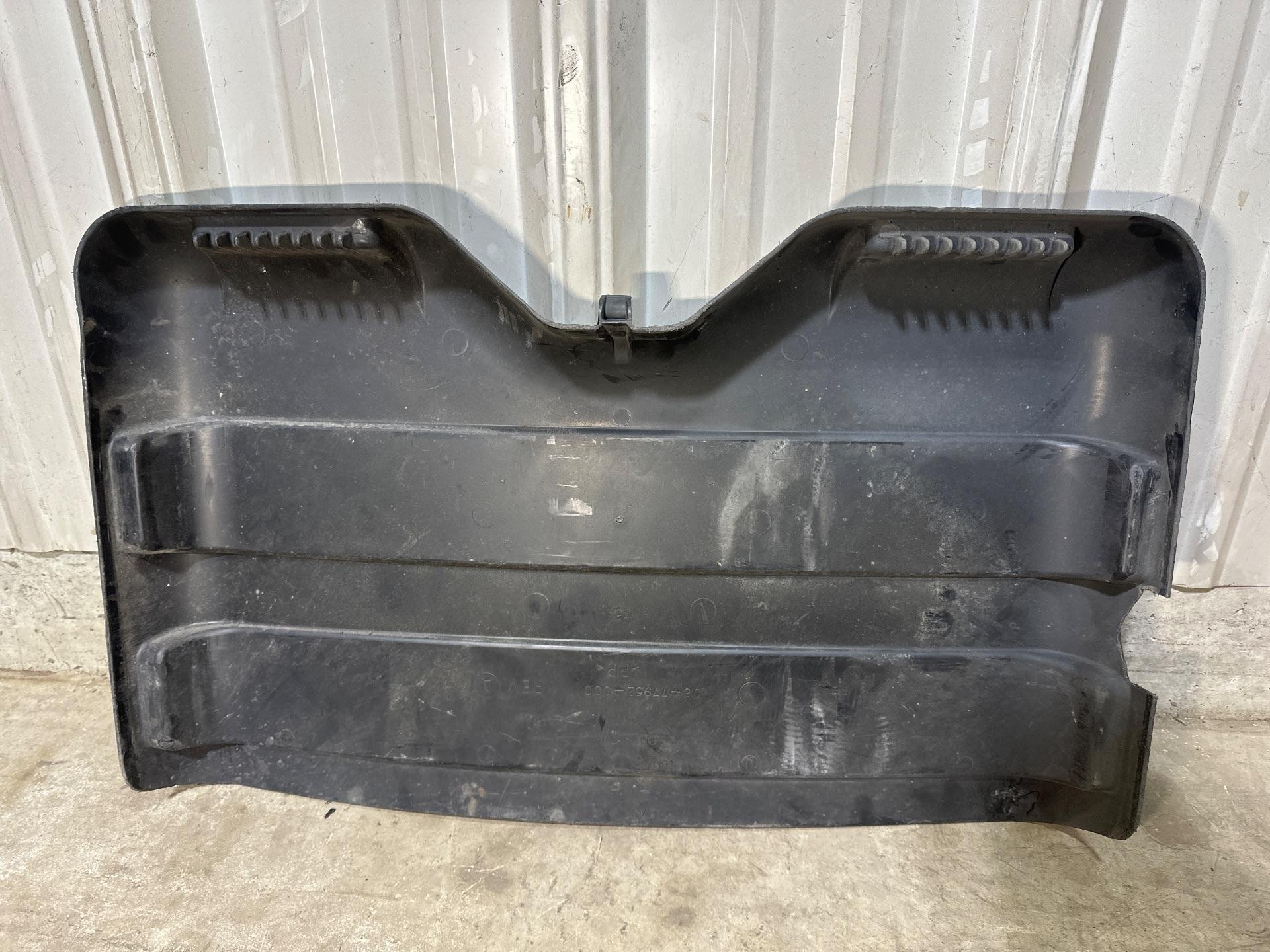 Freightliner CASCADIA Battery Box Cover for Sale