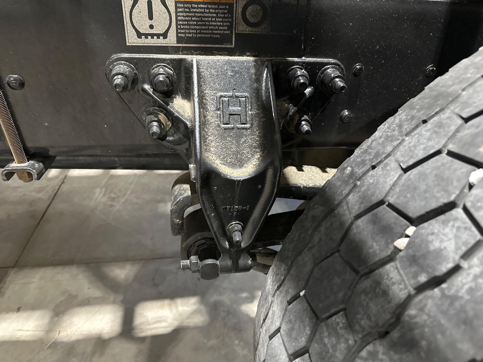 Eaton 22060D Axle Housing (Rear) for Sale