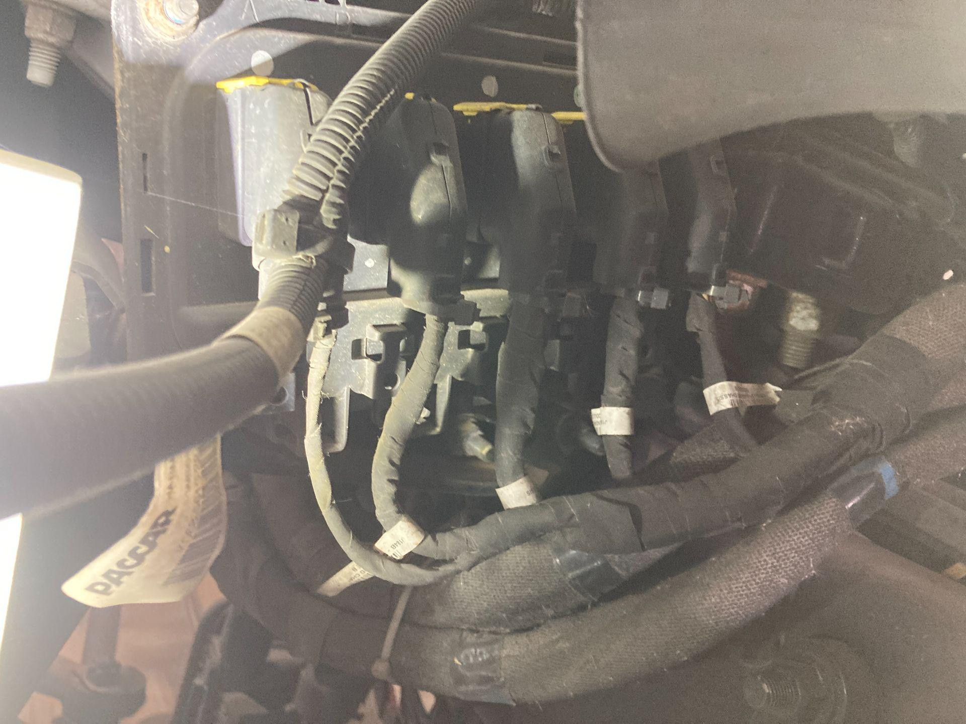 VERIFY | Peterbilt 579 Electronic Chassis Control Module for