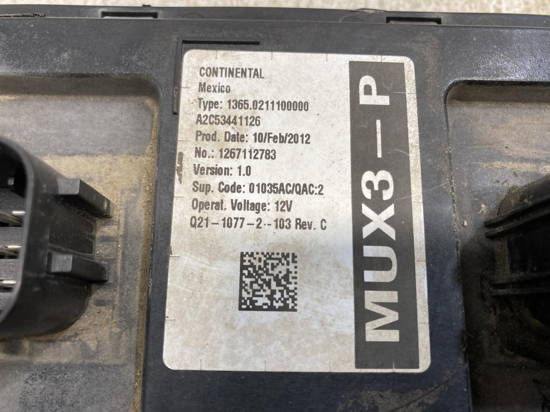 Chassis Control Module Kw Q21-1077-2-103 | Kenworth T660 Electronic Chassis Control Module for Sale
