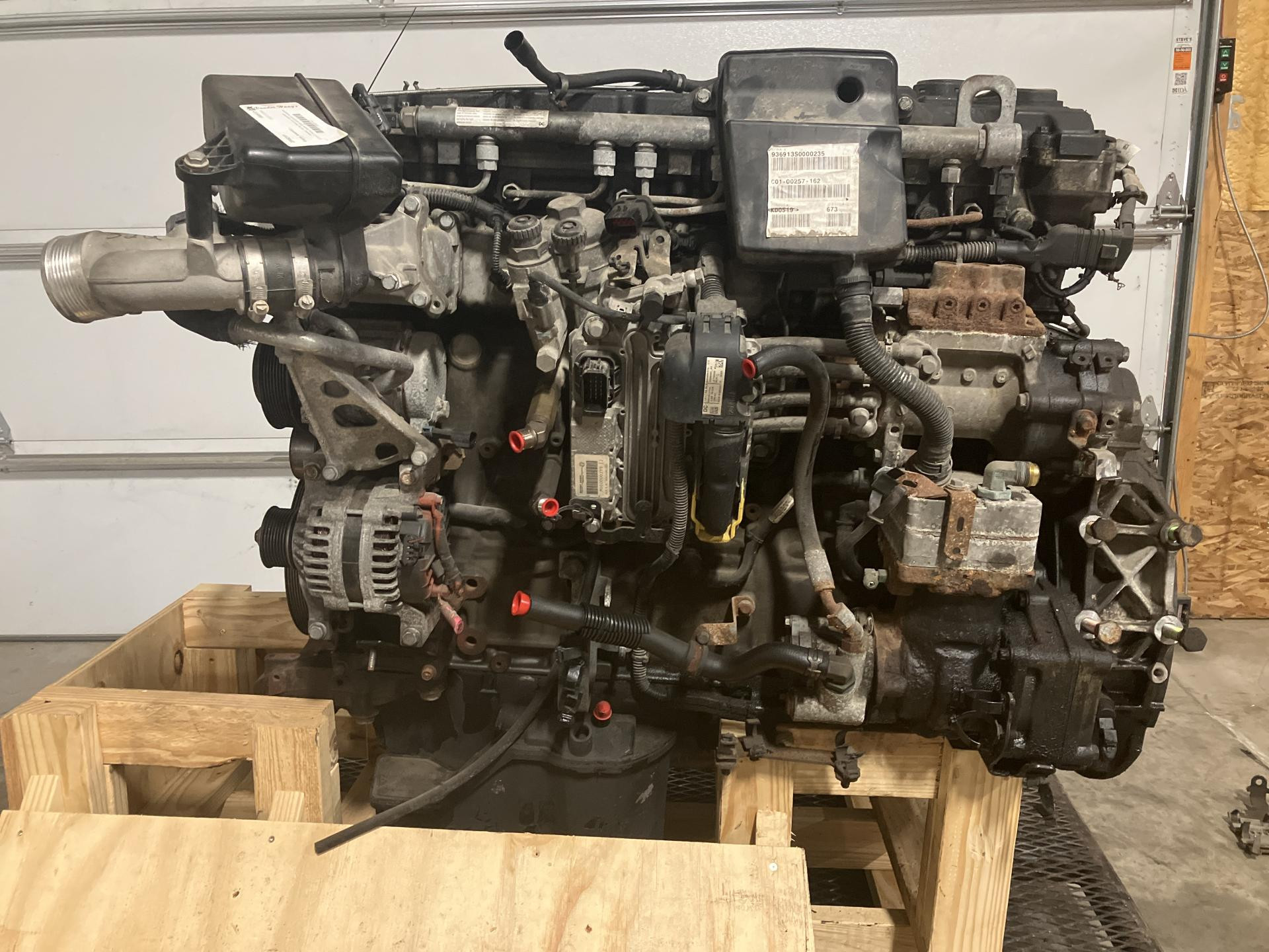 Detroit DD8 Engine Assembly for Sale