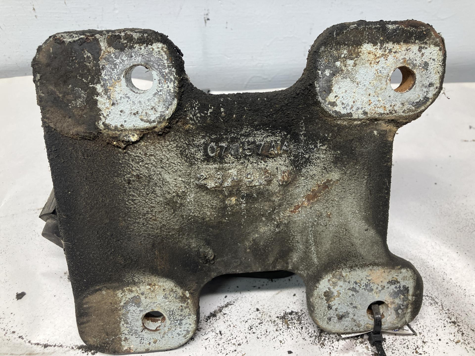 CAT C15 Engine Mount for Sale