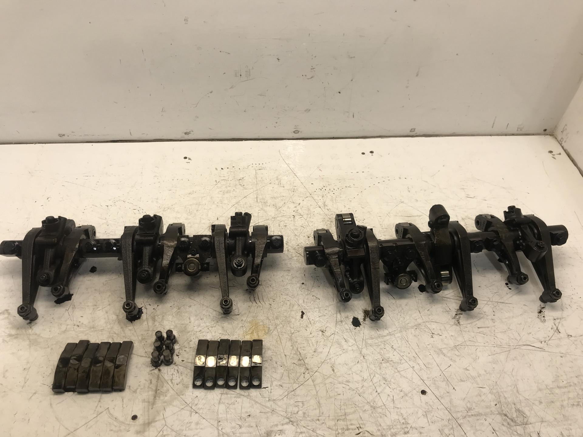 Cummins 4393087 Engine Rocker Arm for Sale