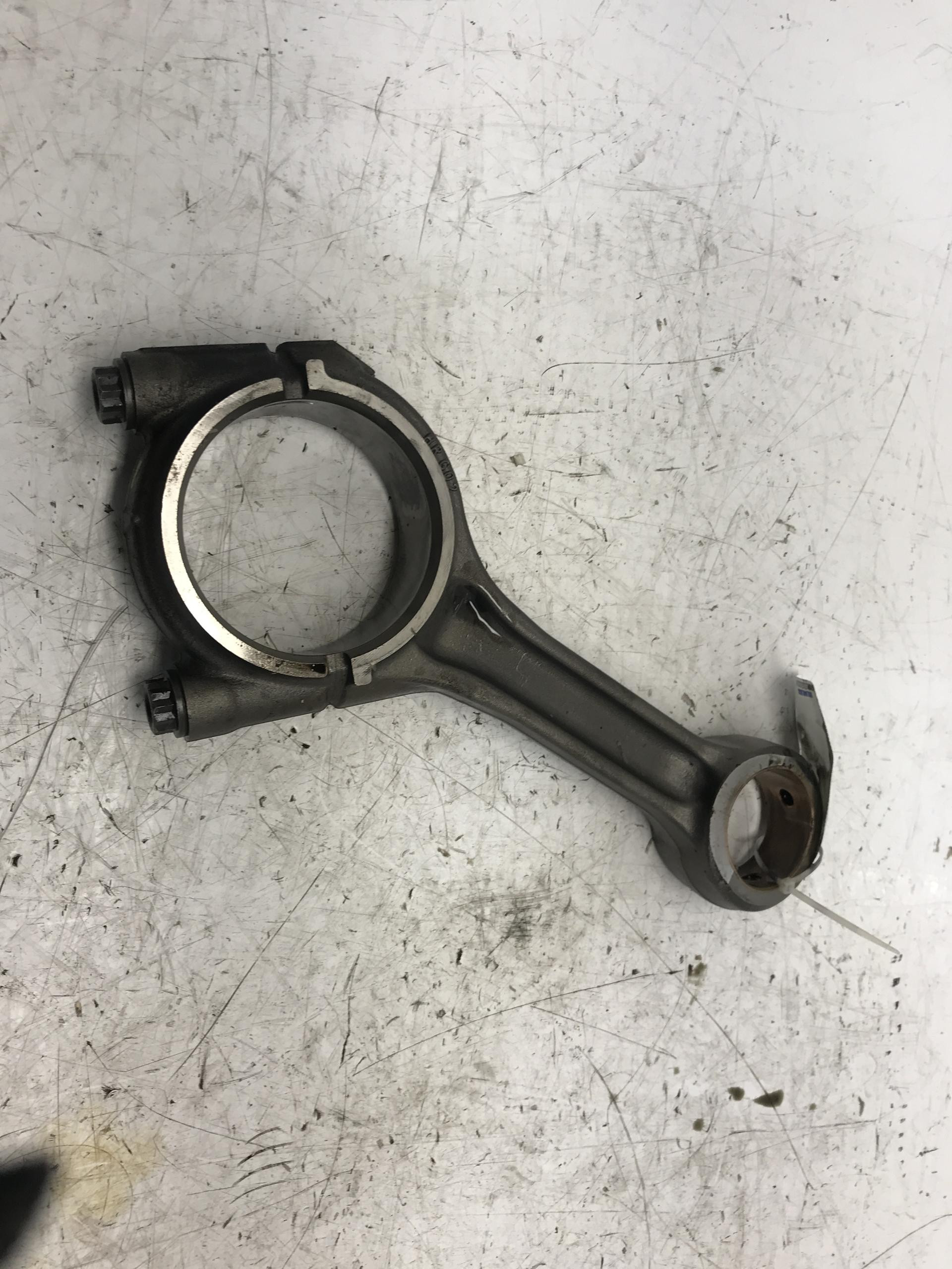 R47104 | Detroit DD13 Engine Rod for Sale